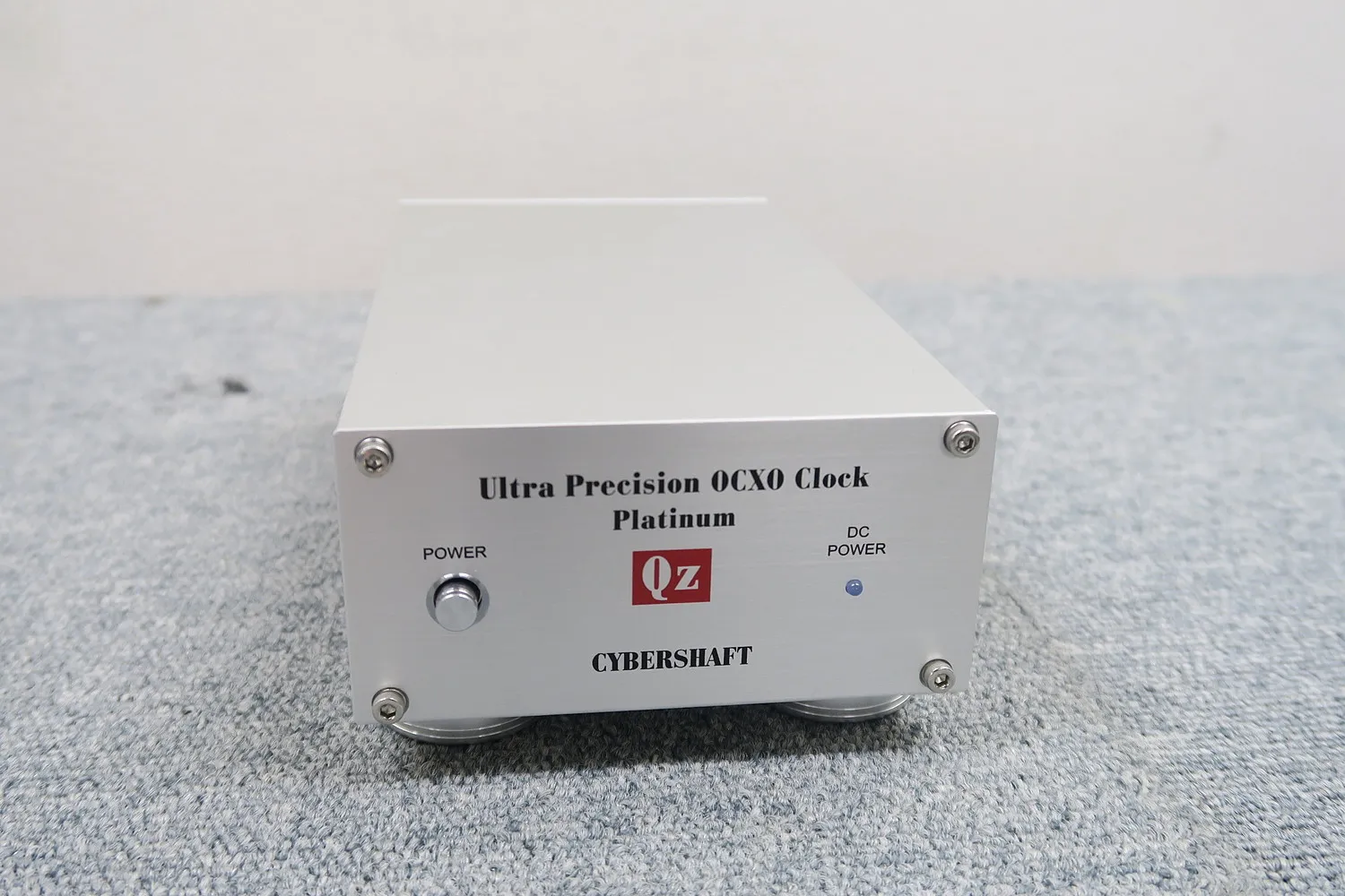CYBERSHAFT Ultal Precision OCXO Clock