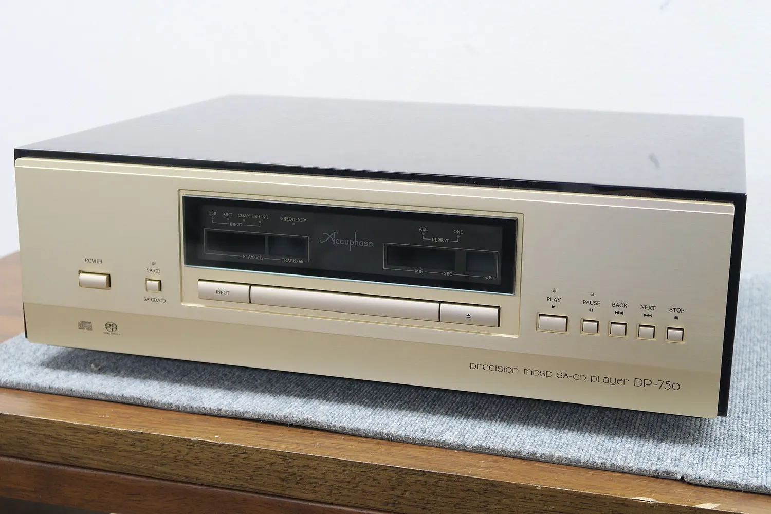 アキュフェーズ Accuphase DP-750 CDプレーヤー 元箱付