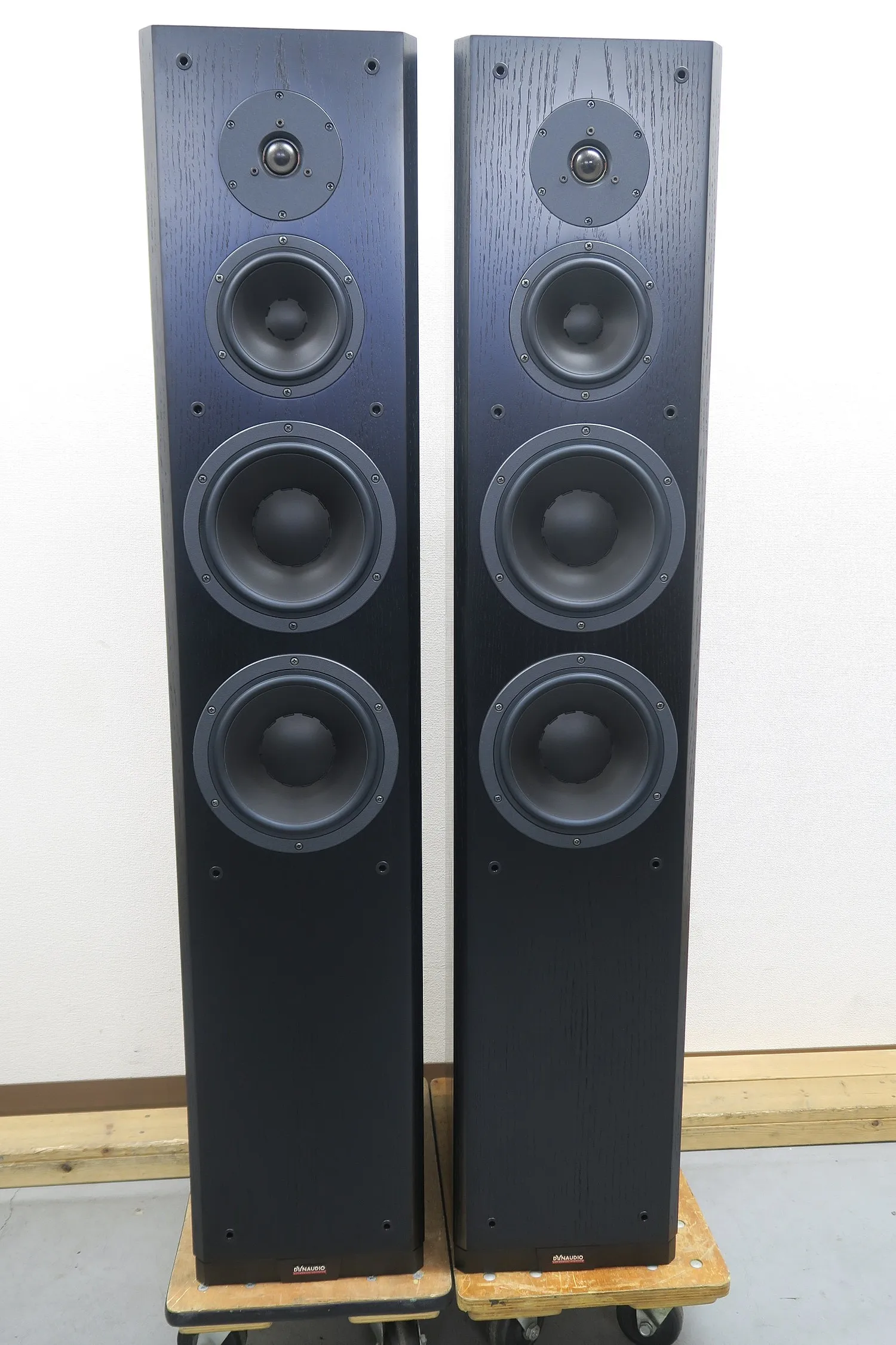 ディナウディオ DYNAUDIO FOCUS　360 スピーカー 元箱付