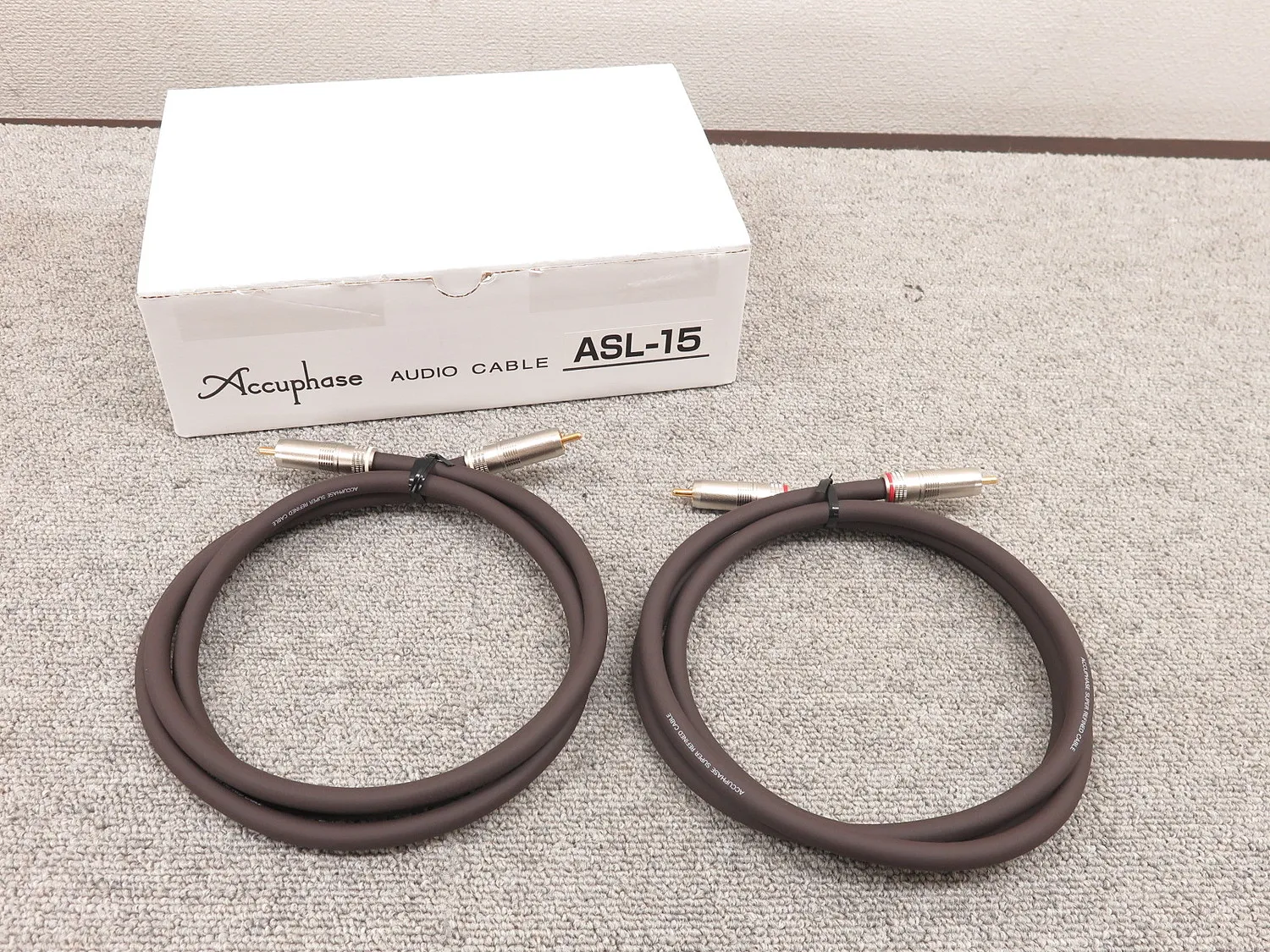 アキュフェーズ Accuphase ASL-15 (1.5m) RCAケーブル 元箱付