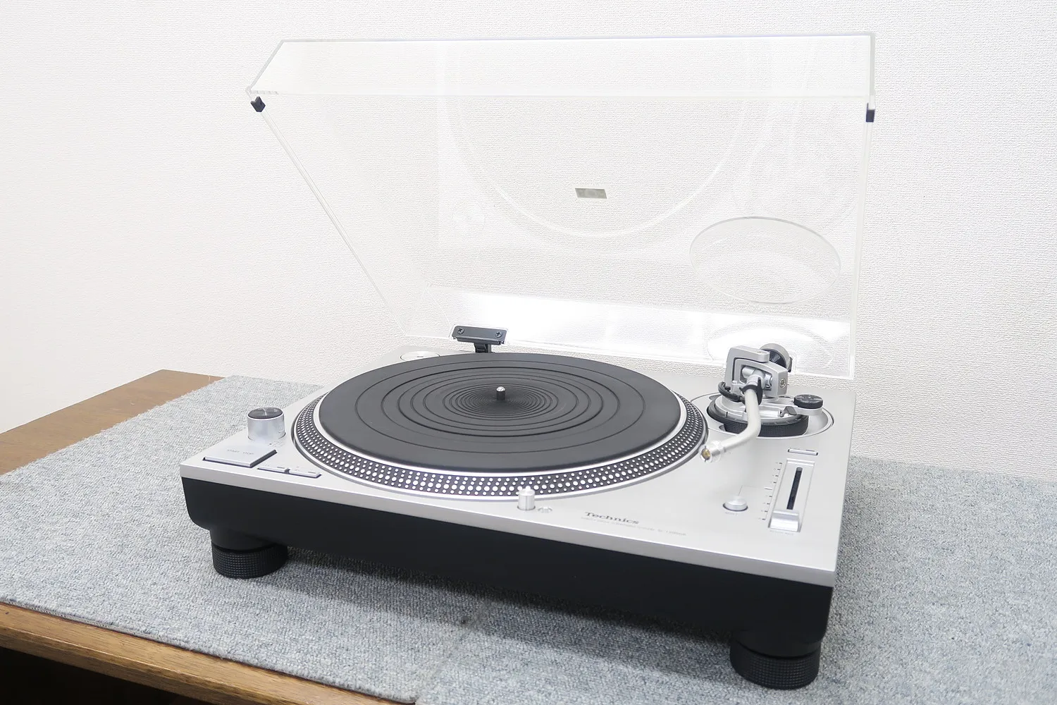 テクニクス Technics SL-1200GR ターンテーブル