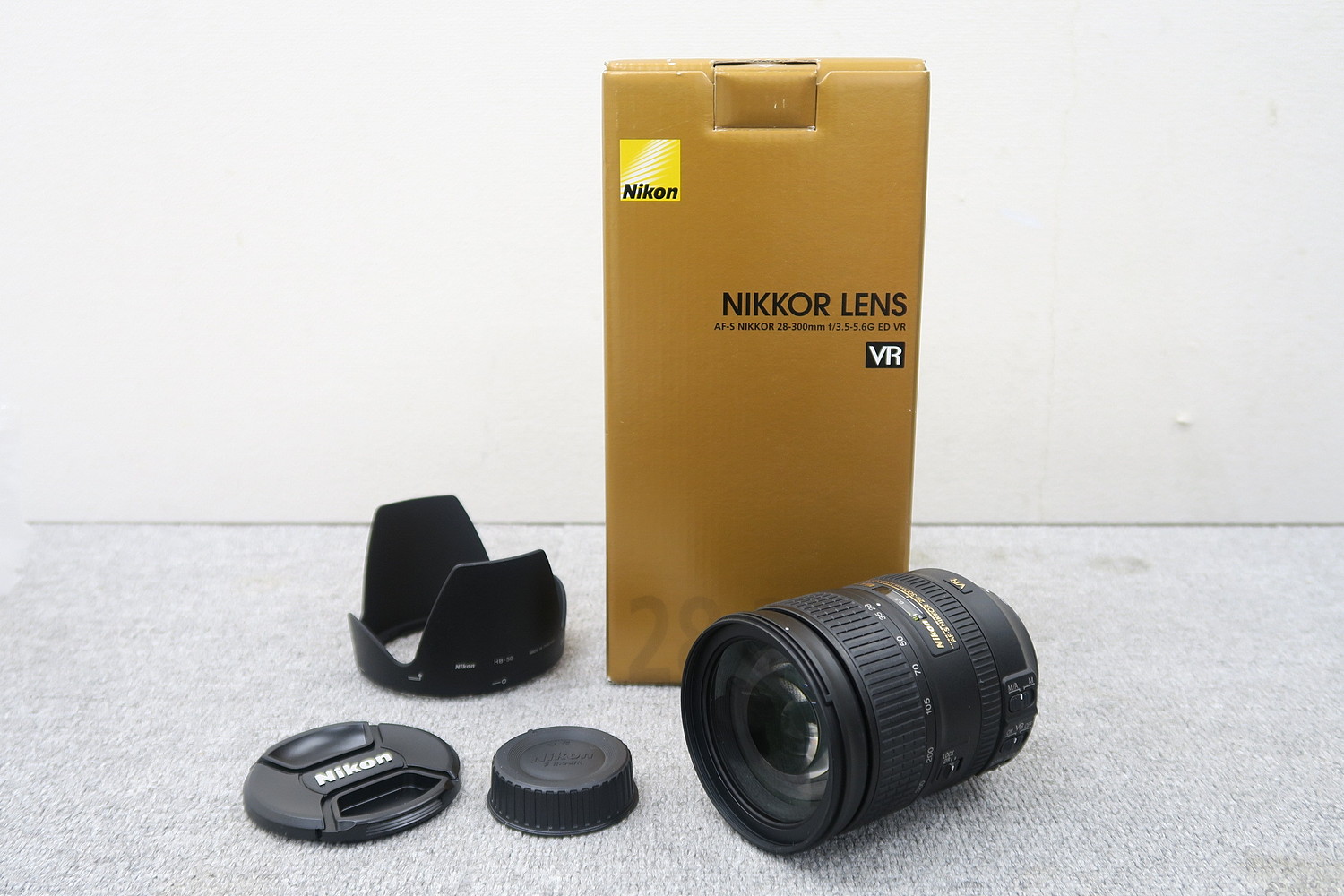 【美品】ニコン NIKON AF-S NIKKOR 28-300mm f/3.5-5.6G ED VR カメラレンズ 元箱付 @49069