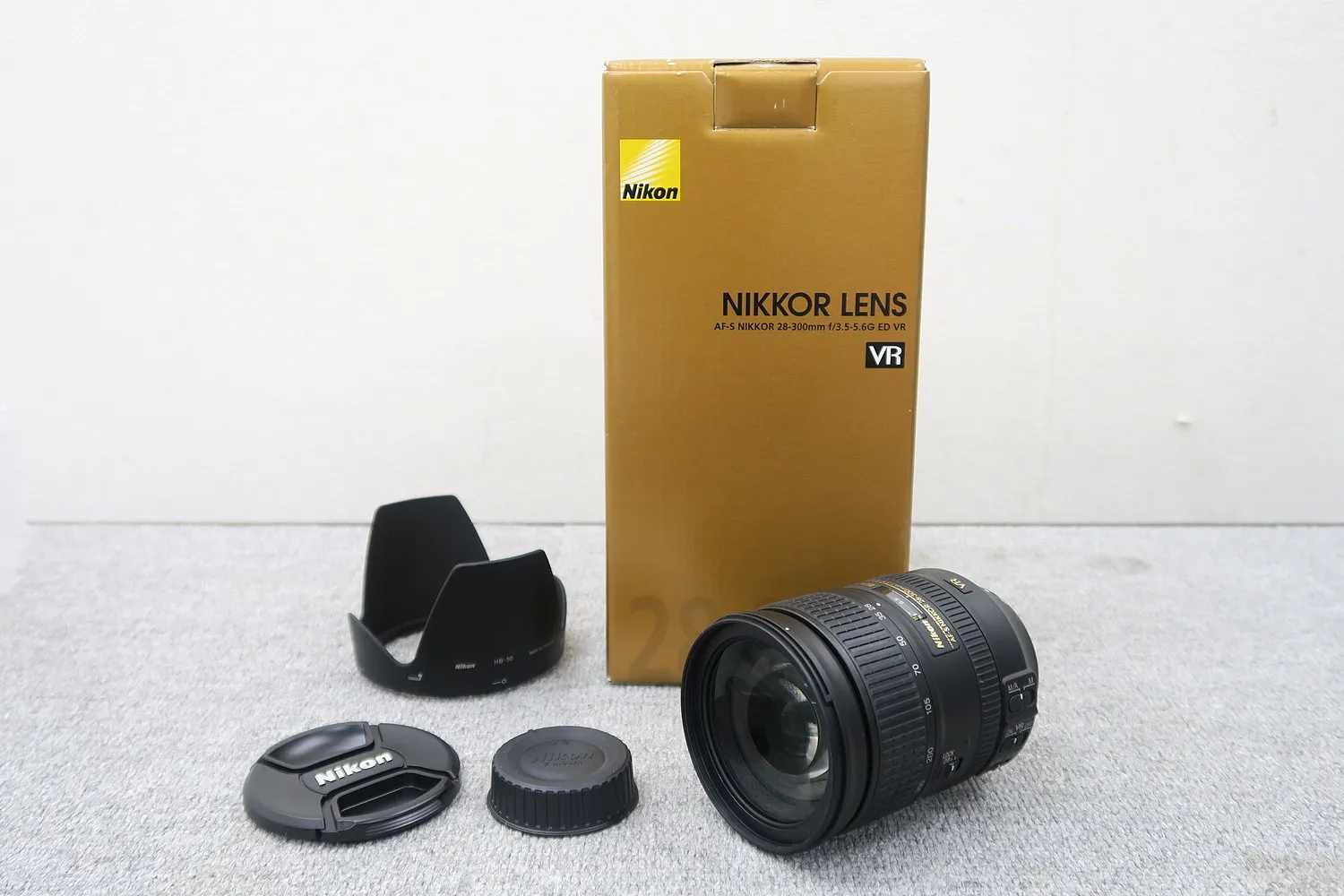 ニコン NIKON AF-S NIKKOR 28-300mm f/3.5-5.6G ED VR カメラレンズ 元箱付