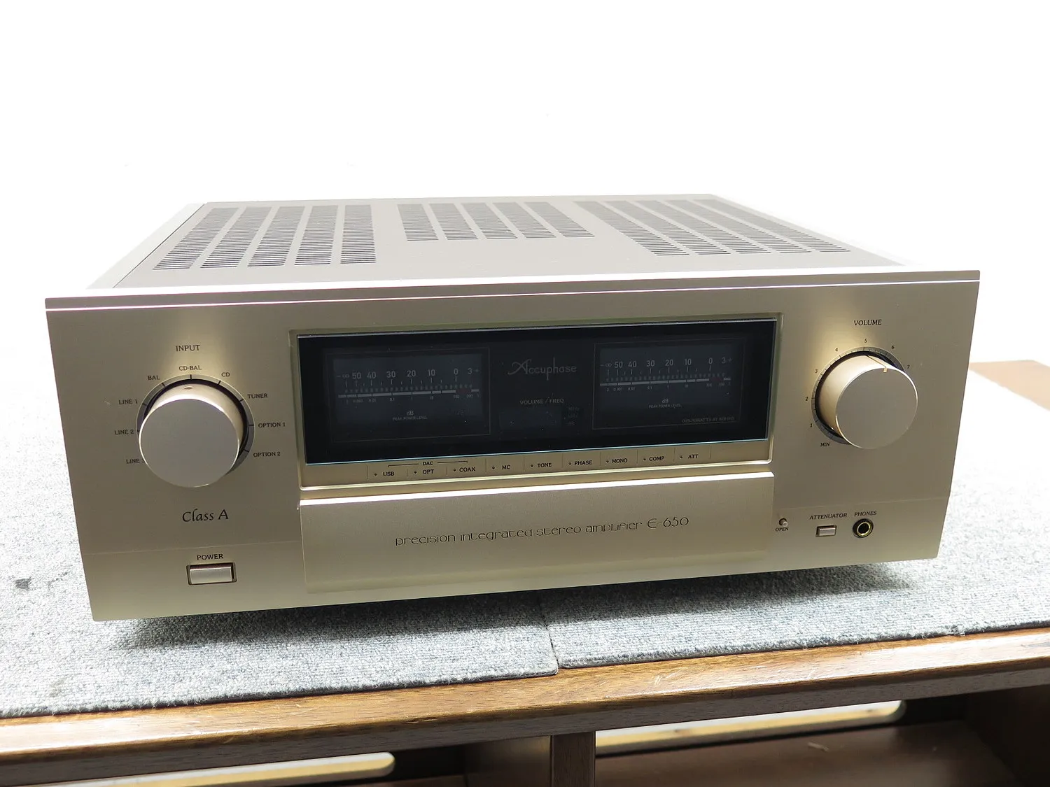 アキュフェーズ Accuphase E-650 プリメインアンプ