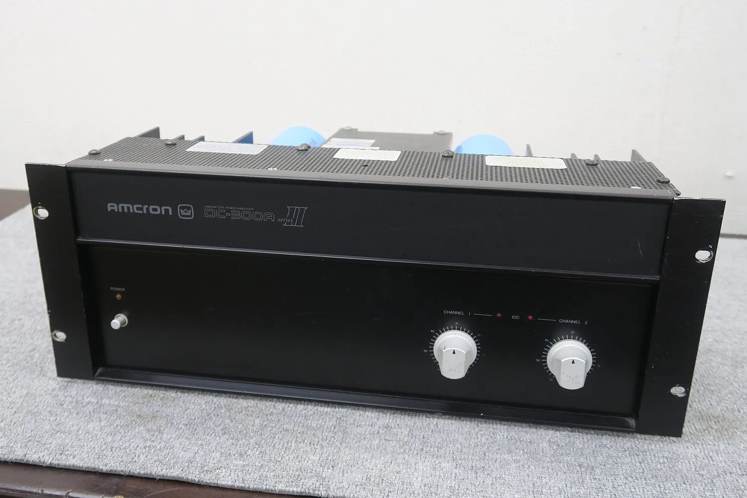 アムクロン AMCRON DC-300A Ⅱ パワーアンプ 正規輸入品
