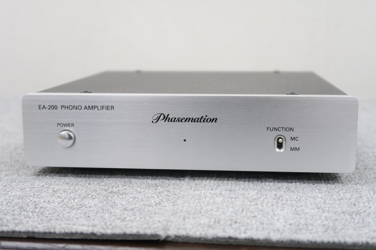 フェーズメーション Phasemation EA-200 フォノイコライザー 元箱付 @49369 /  中古オーディオ買取、販売、通販のショップアフロオーディオ横浜