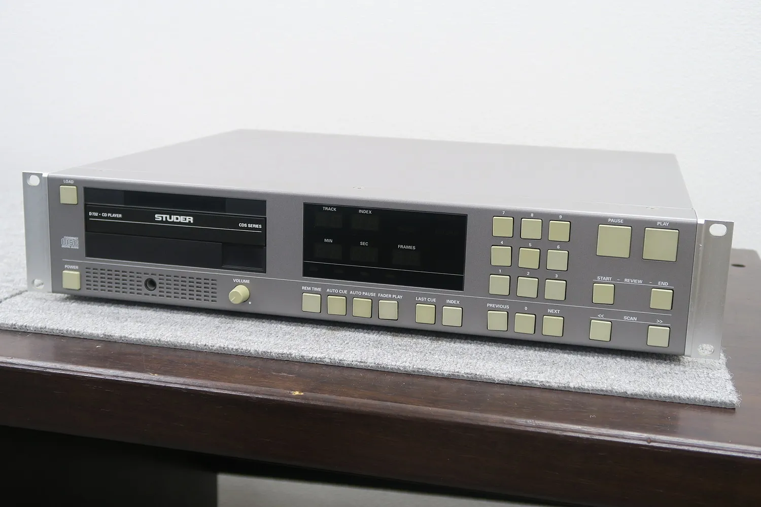 スチューダー STUDER D732 CDプレーヤー 115V仕様
