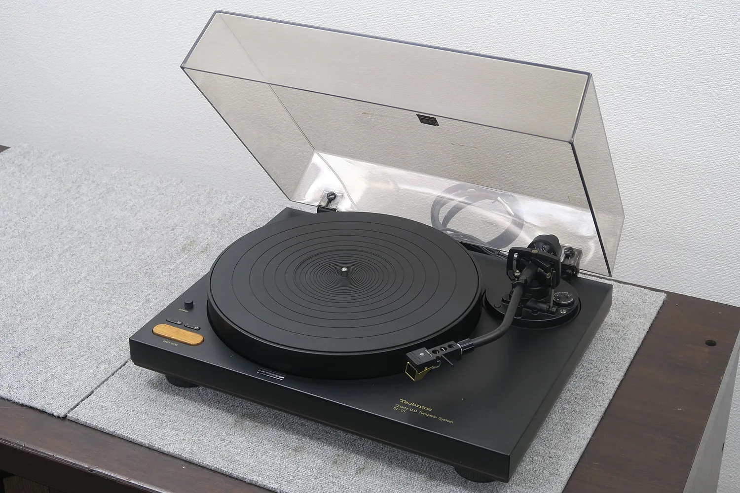 テクニクス Technics SL-01 ターンテーブル 205C-IIL搭載