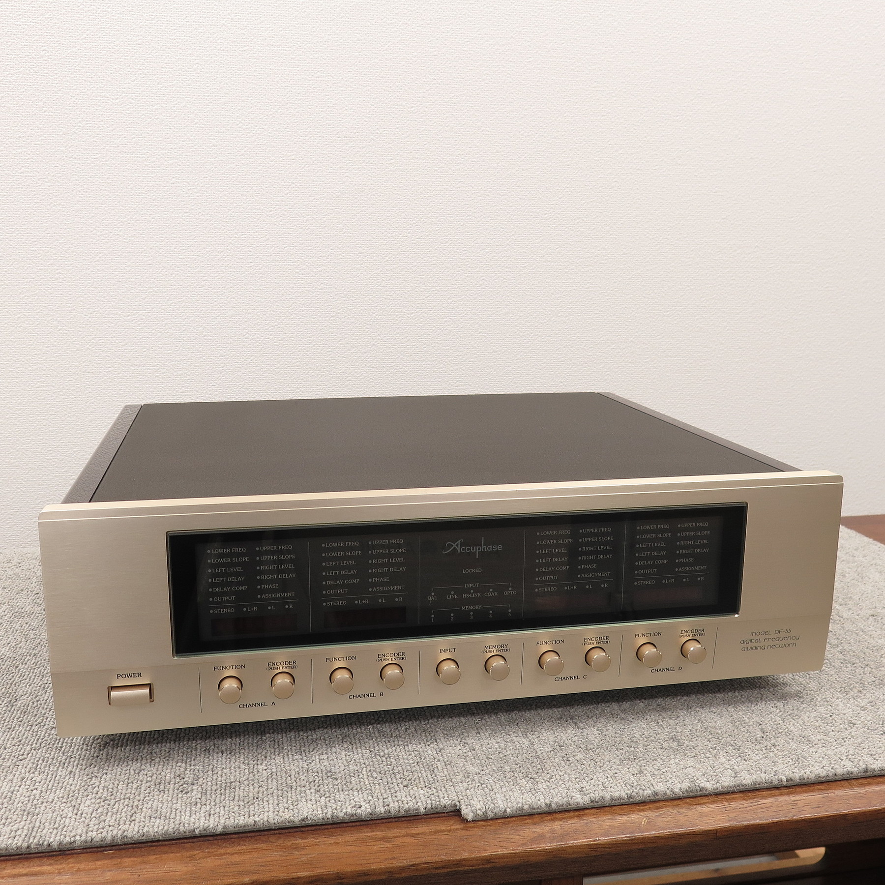 Aランク】アキュフェーズ Accuphase DF-55 チャンネルデバイダー 元箱付 @49602 /  中古オーディオ買取、販売、通販のショップアフロオーディオ横浜