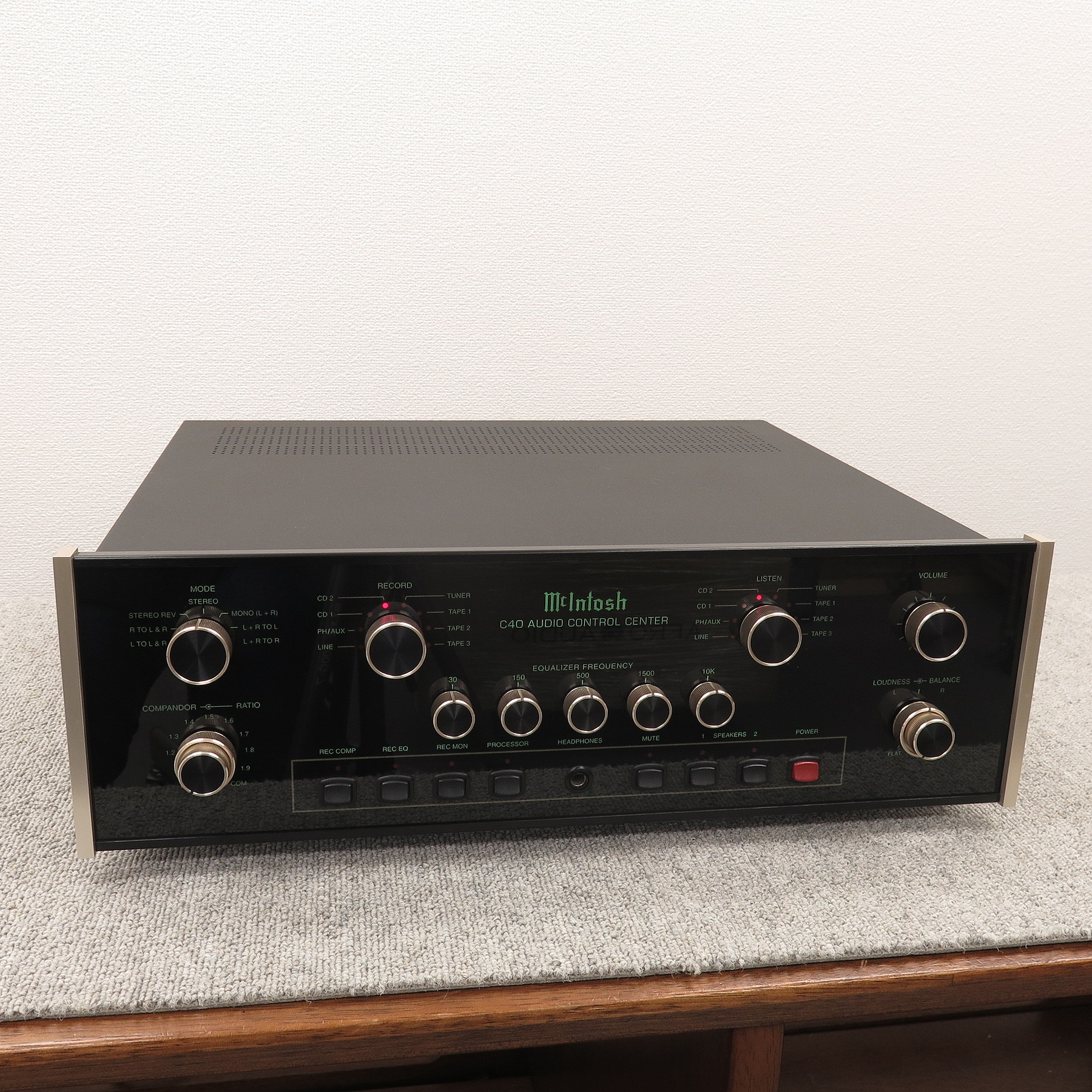 マッキントッシュ Mcintosh C40 プリアンプ