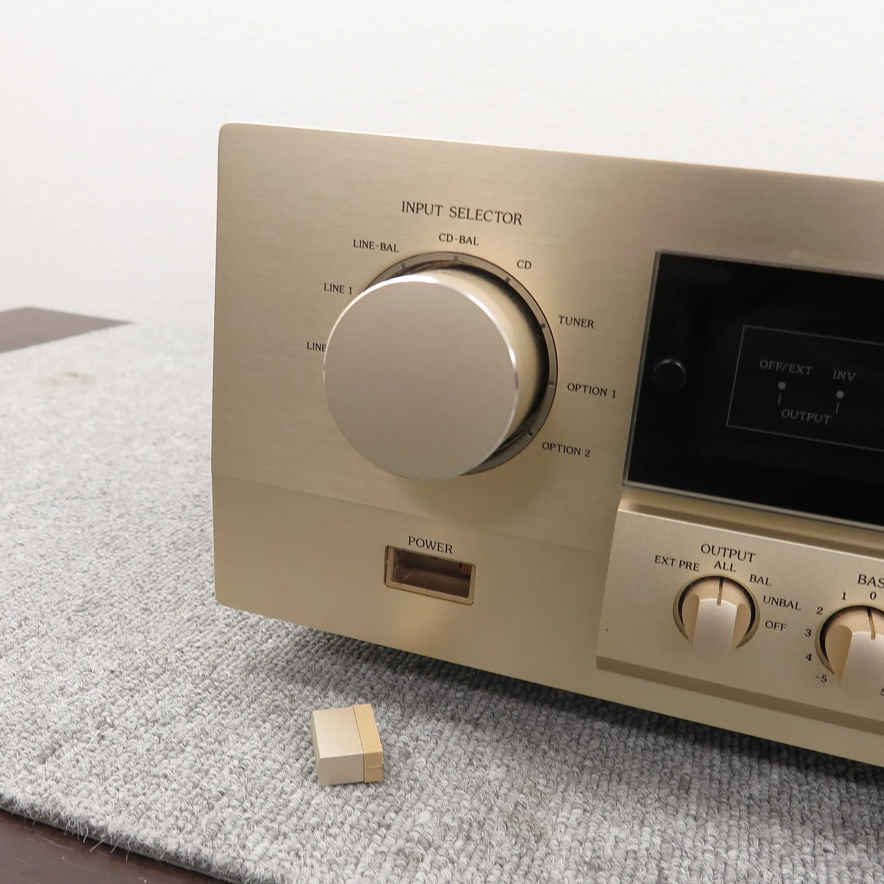 アキュフェーズ Accuphase C-2000 プリアンプ AD-10付 @48753｜中古
