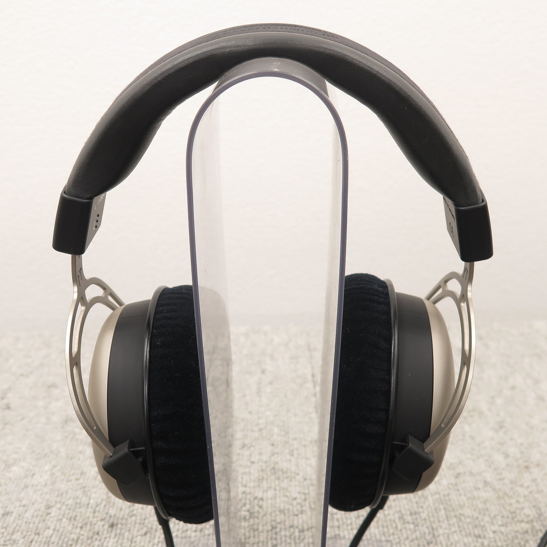 Aランク】ベイヤーダイナミック beyerdynamic T1 ヘッドフォン ケース