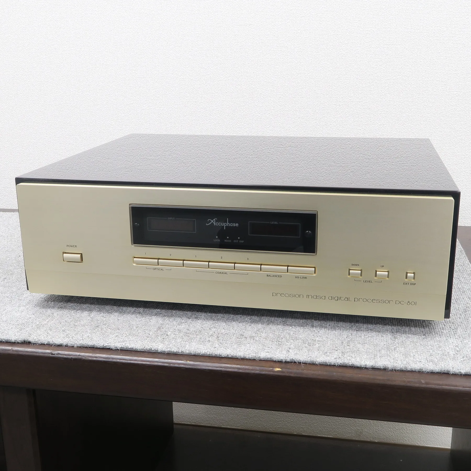 アキュフェーズ Accuphase DC-801 D/Aコンバーター
