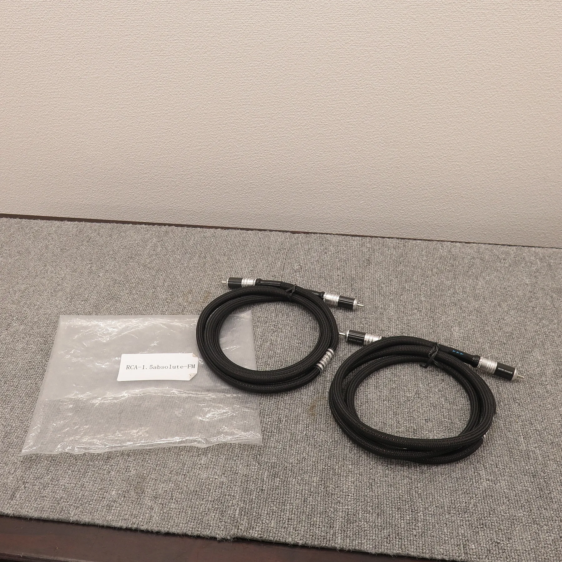 アコースティックリバイブ Acoustic Revive RCA-absolute-FM 1.5m RCAケーブルペア