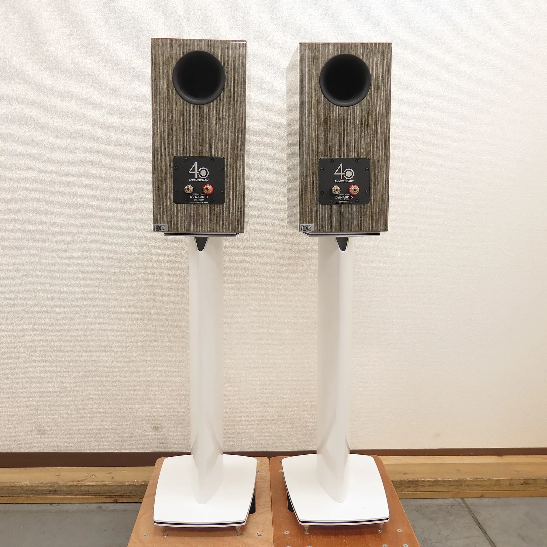 ディナウディオ DYNAUDIO Special 40 スピーカー ペア スタンド付