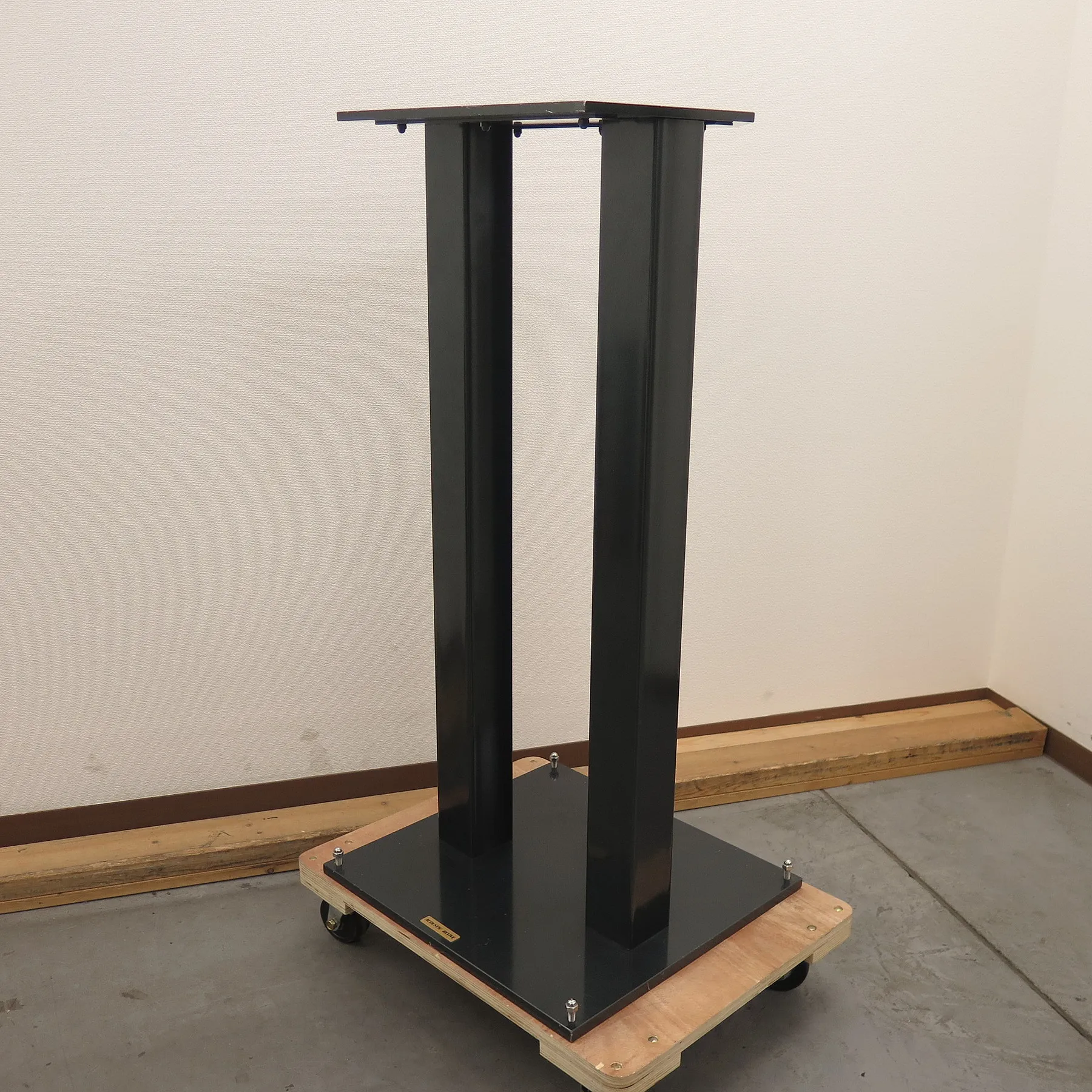 Acoustic Revive RSS-1053 特注スタジオ専用センタースピーカー