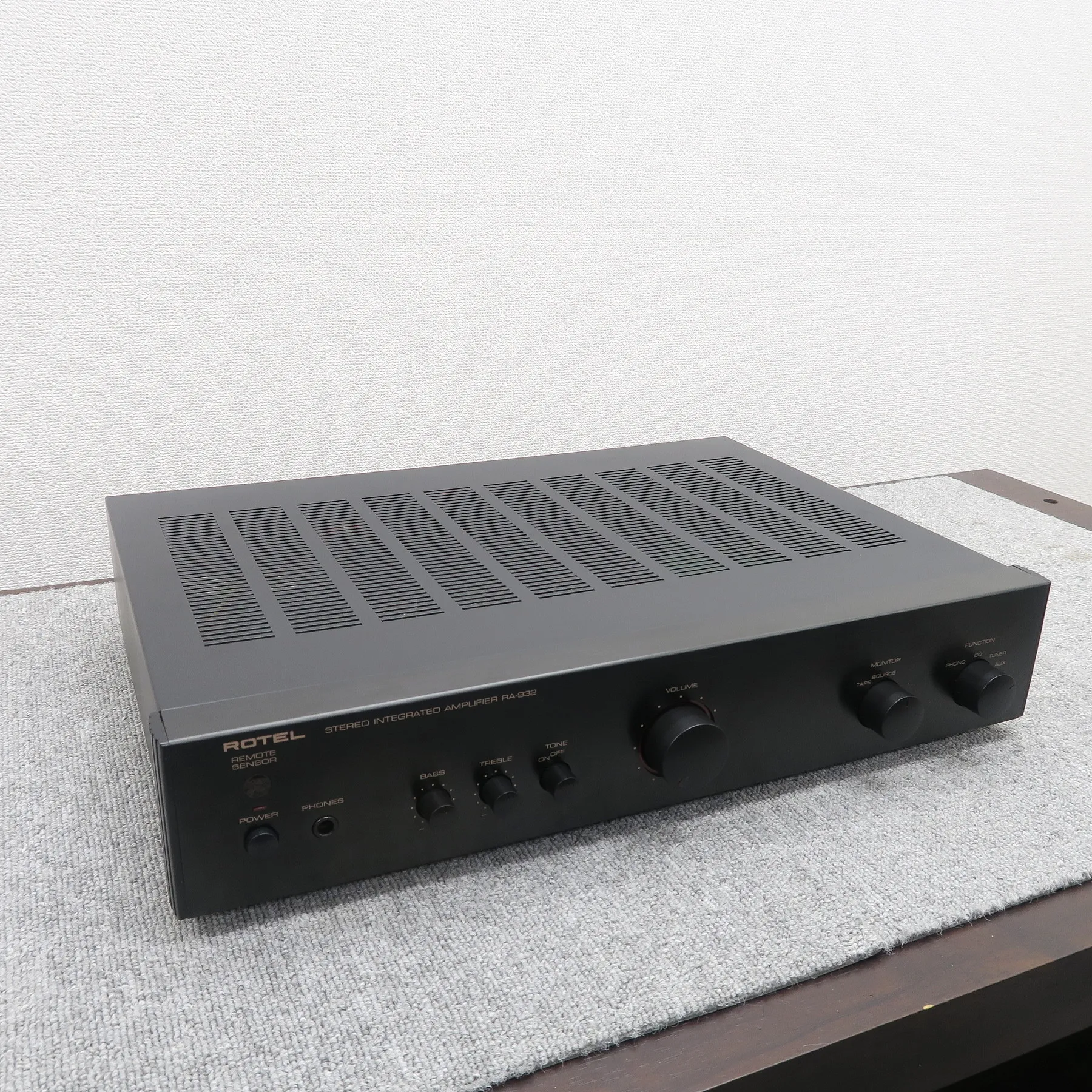 ローテル ROTEL RA932 プリメインアンプ
