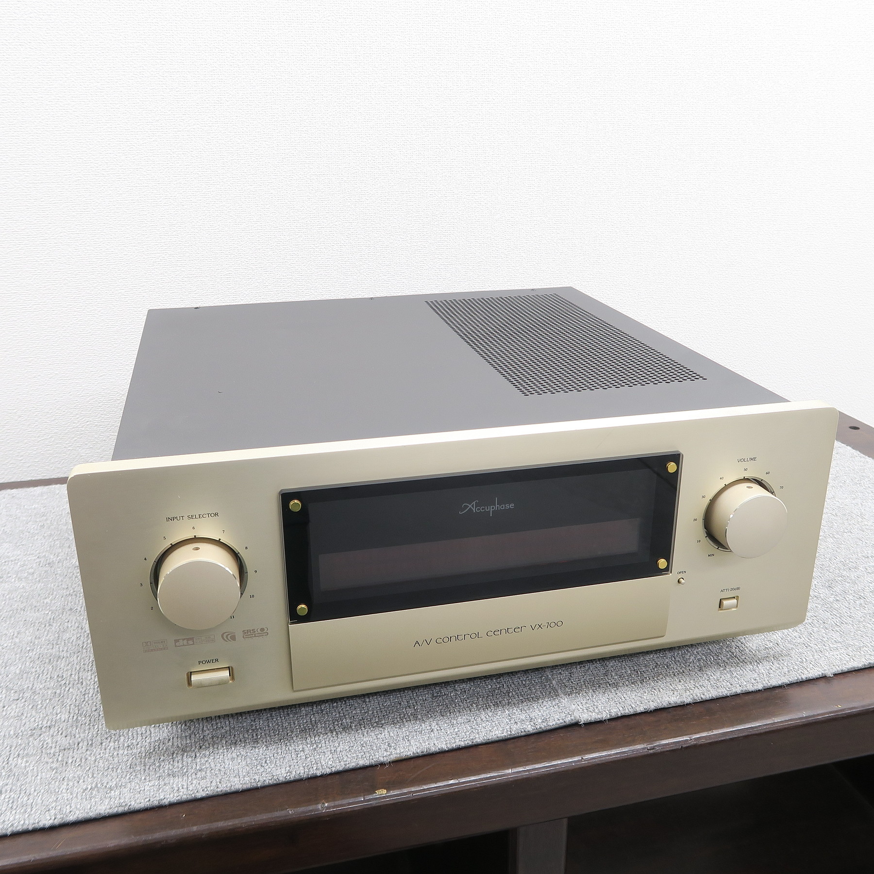 Aランク】アキュフェーズ Accuphase VX-700 プリアンプ @50255 / 中古オーディオ買取、販売、通販のショップアフロオーディオ横浜