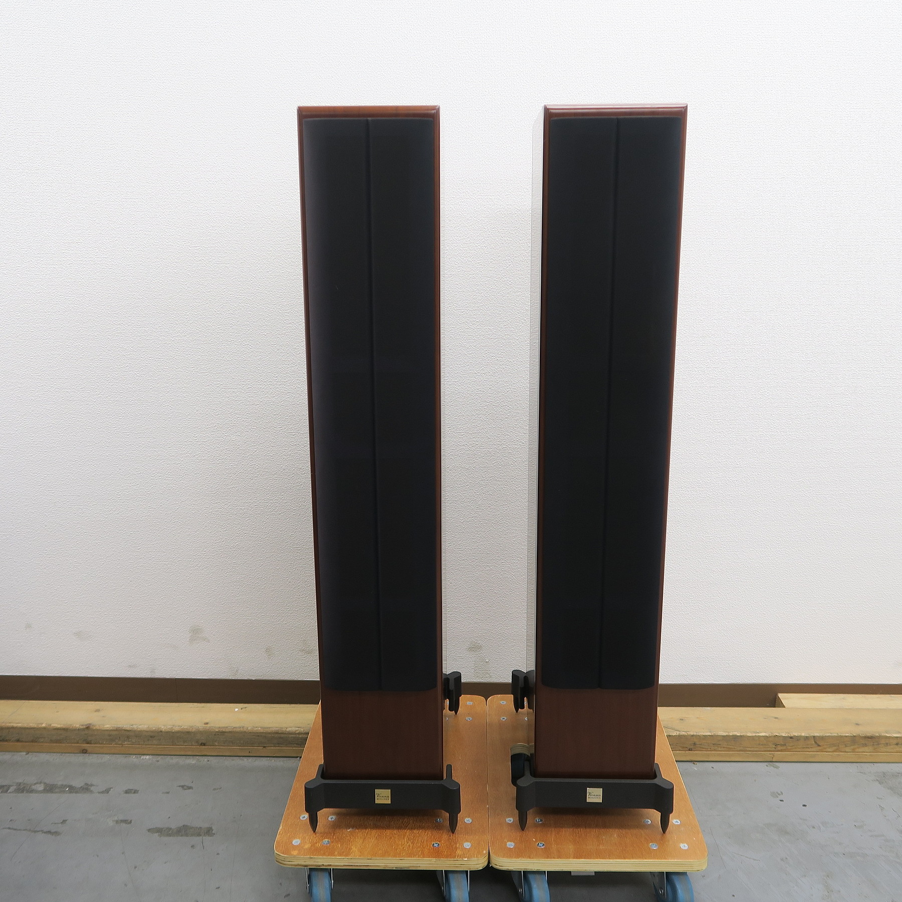 Bランク】ウィーンアコースティック Vienna acoustics Mozart Bランク】ウィーンアコースティック Vienna acoustics Mozart