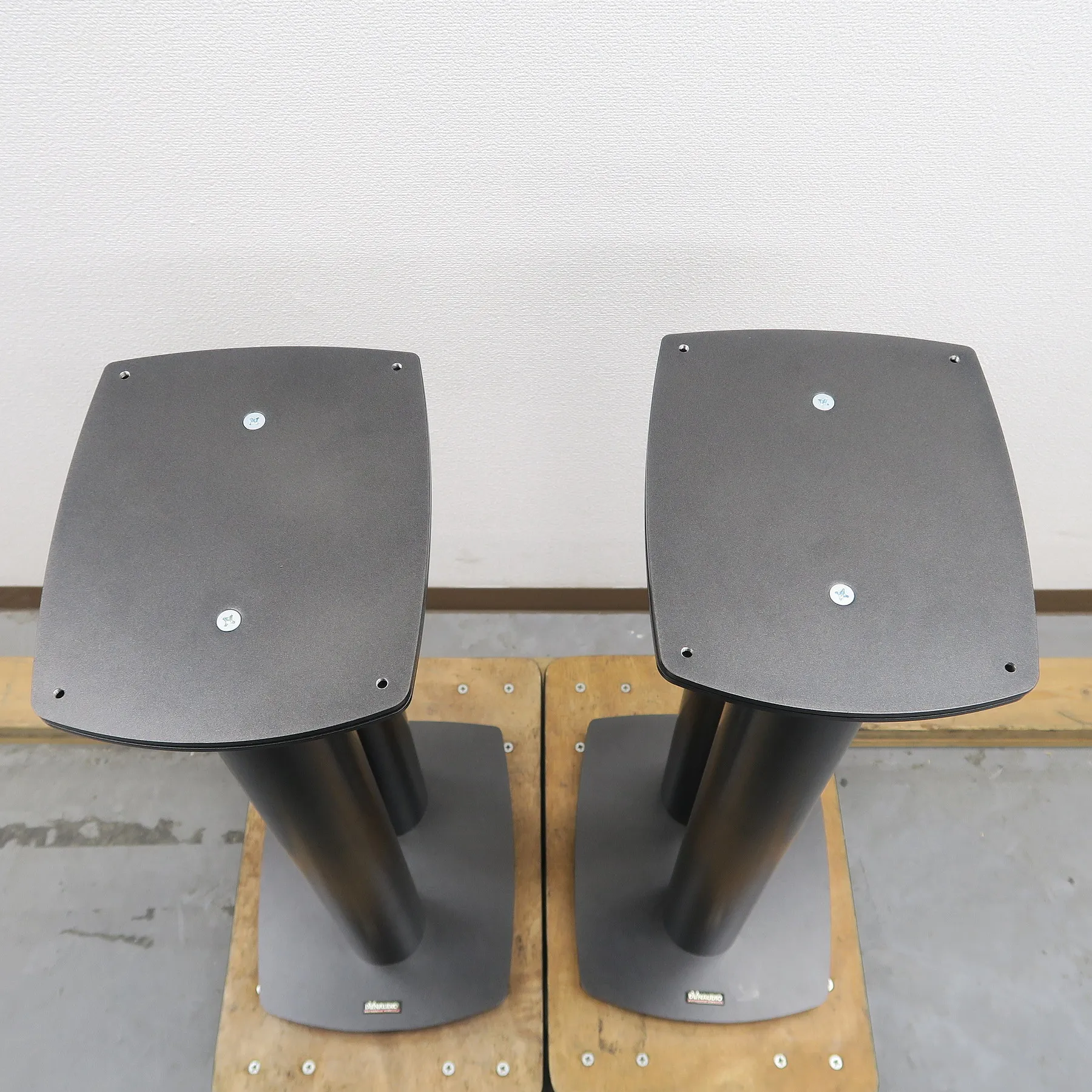 ディナウディオ DYNAUDIO Stand 4 スピーカースタンドペア @49839