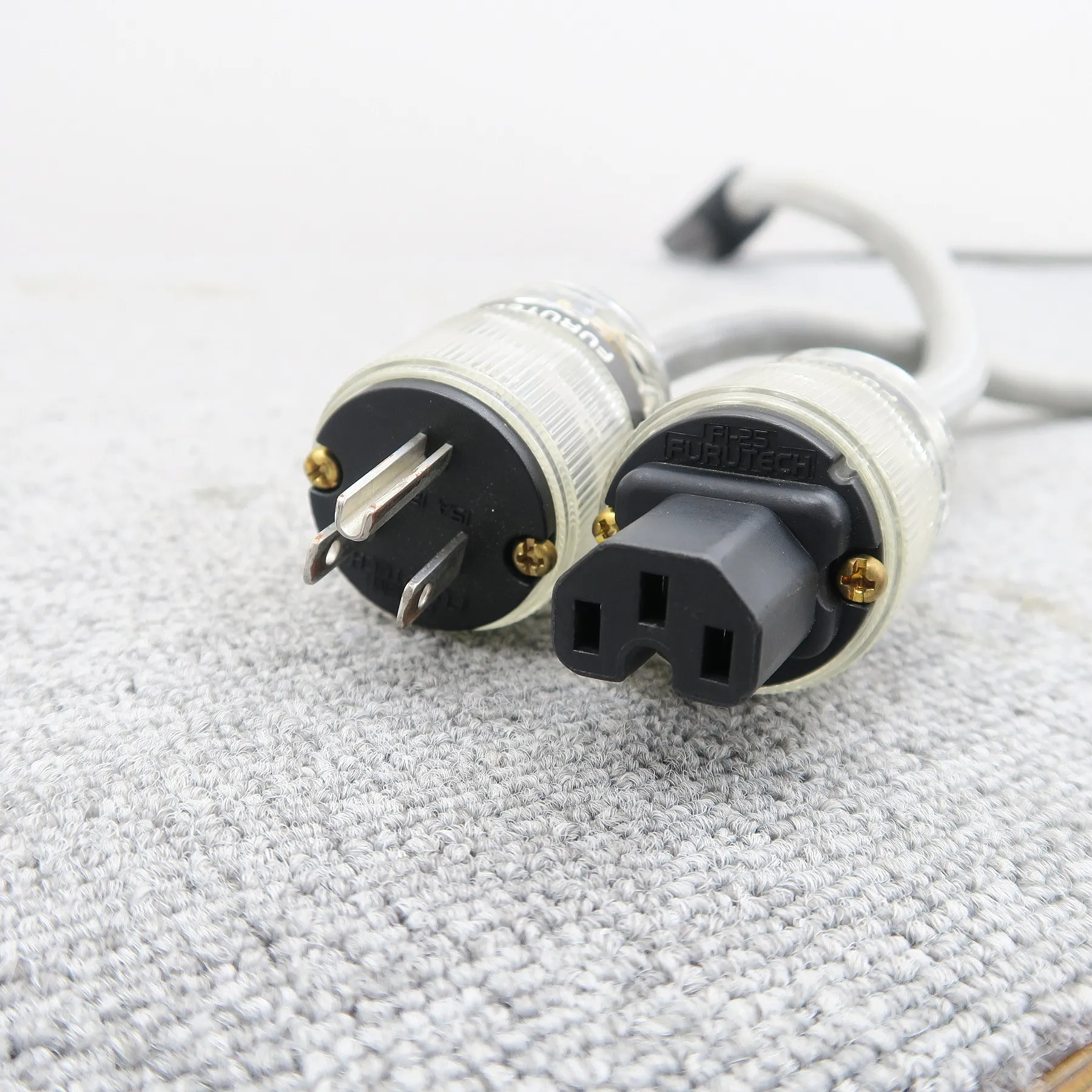 TRANSPARENT AUDIO Reference PowerLink 2.0m 電源ケーブル @50099