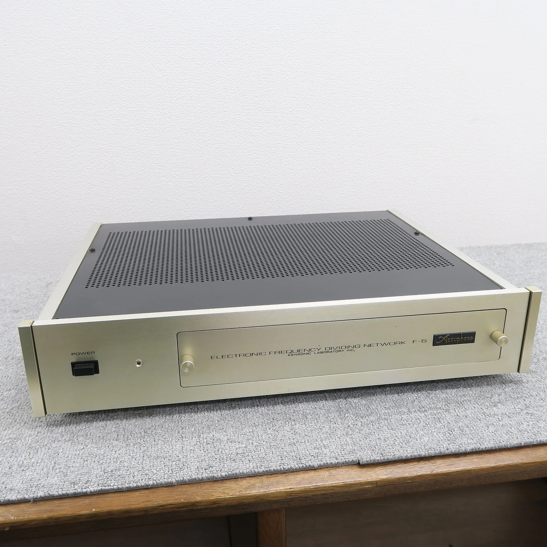 アキュフェーズ Accuphase F-5 チャンネルデバイダー