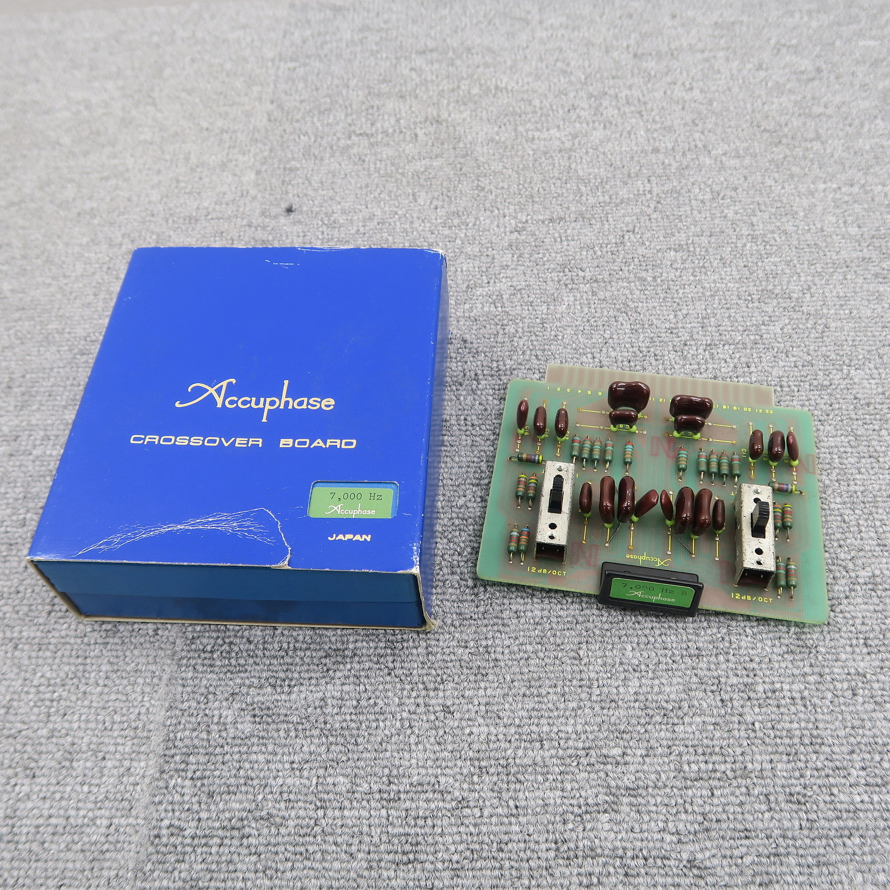 アキュフェーズ Accuphase CB-7000 クロスオーバーオード【元箱】