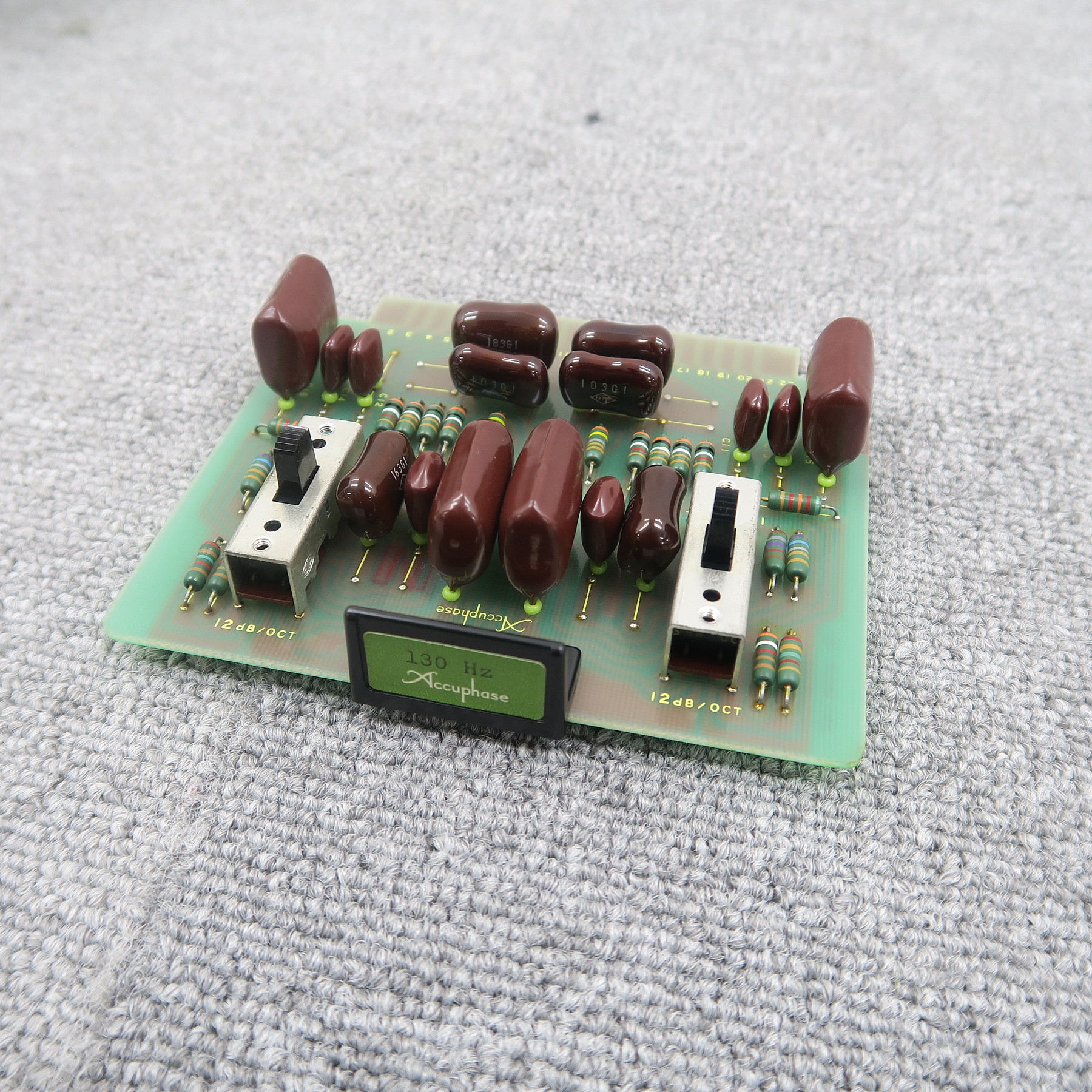 アキュフェーズ Accuphase CB-130 クロスオーバーボード