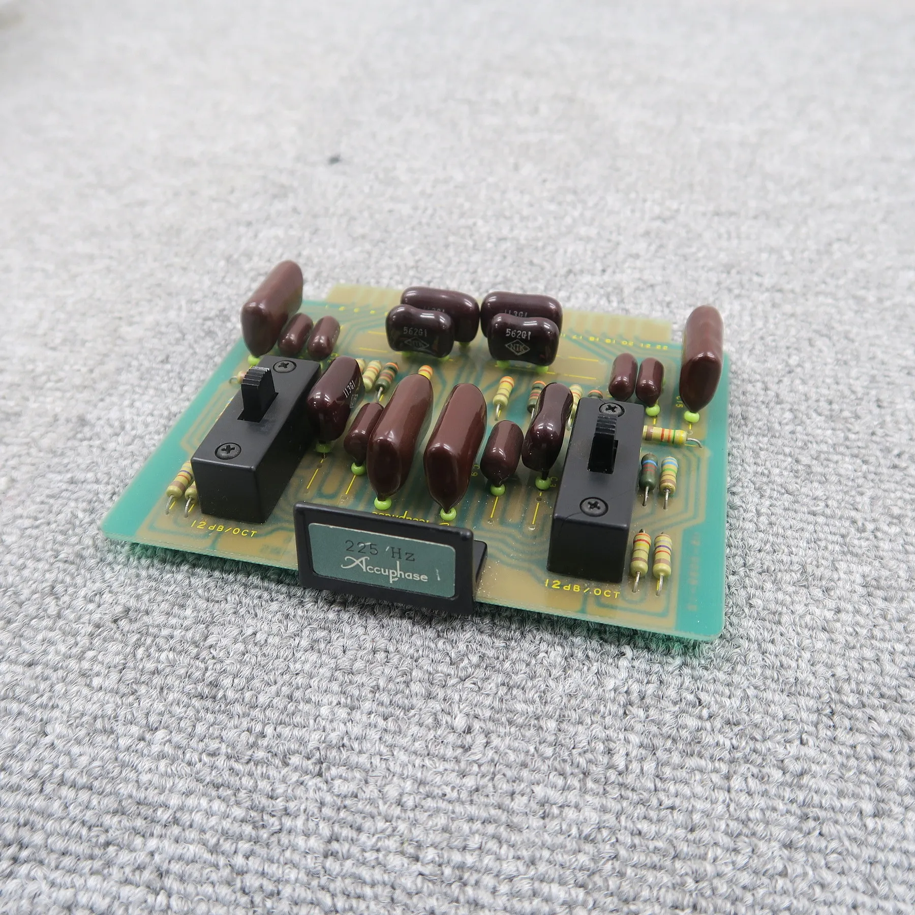 アキュフェーズ Accuphase CB-225 クロスオーバーボード