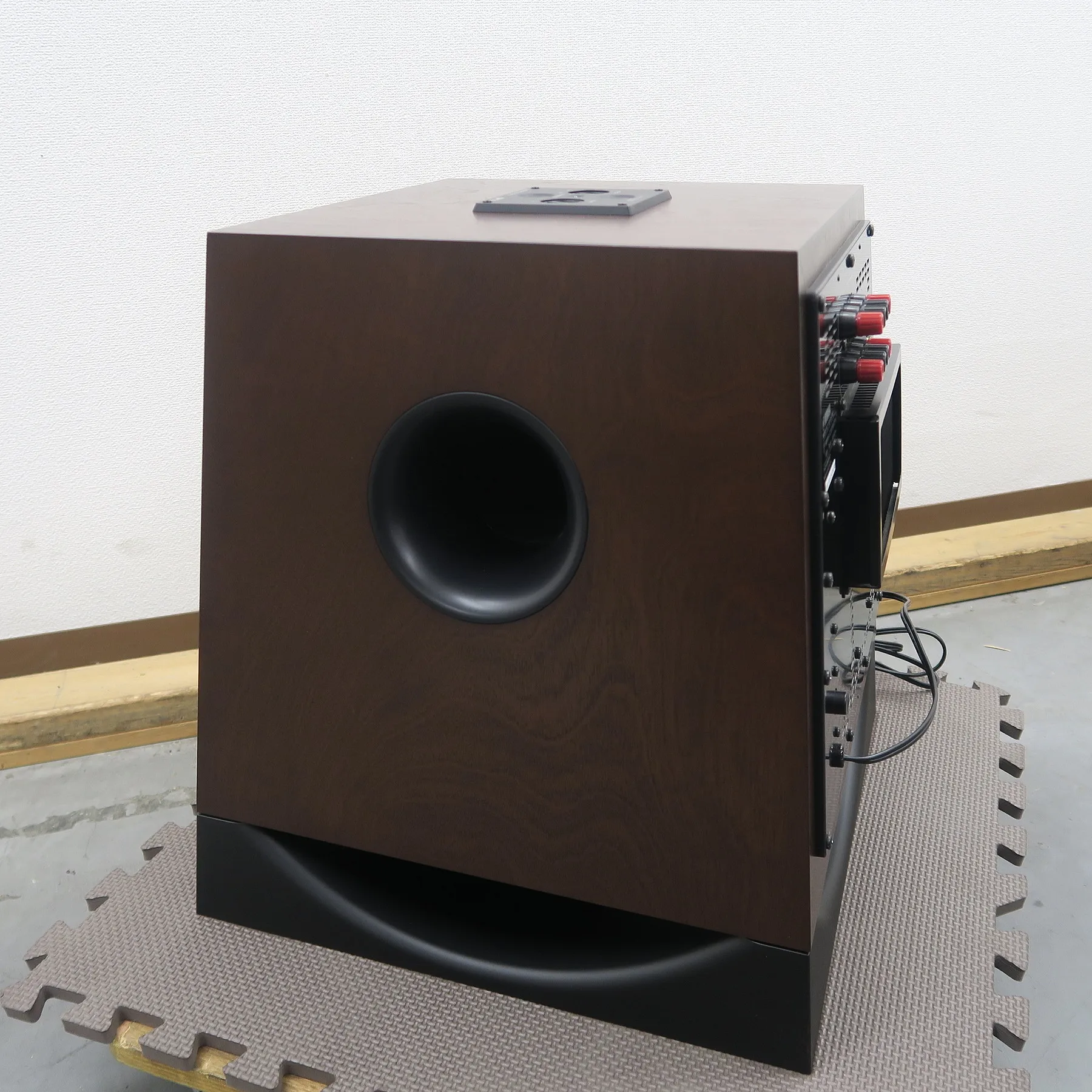 ヤマハ YAMAHA NS-SW700 サブウーファー【元箱】@50537｜中古