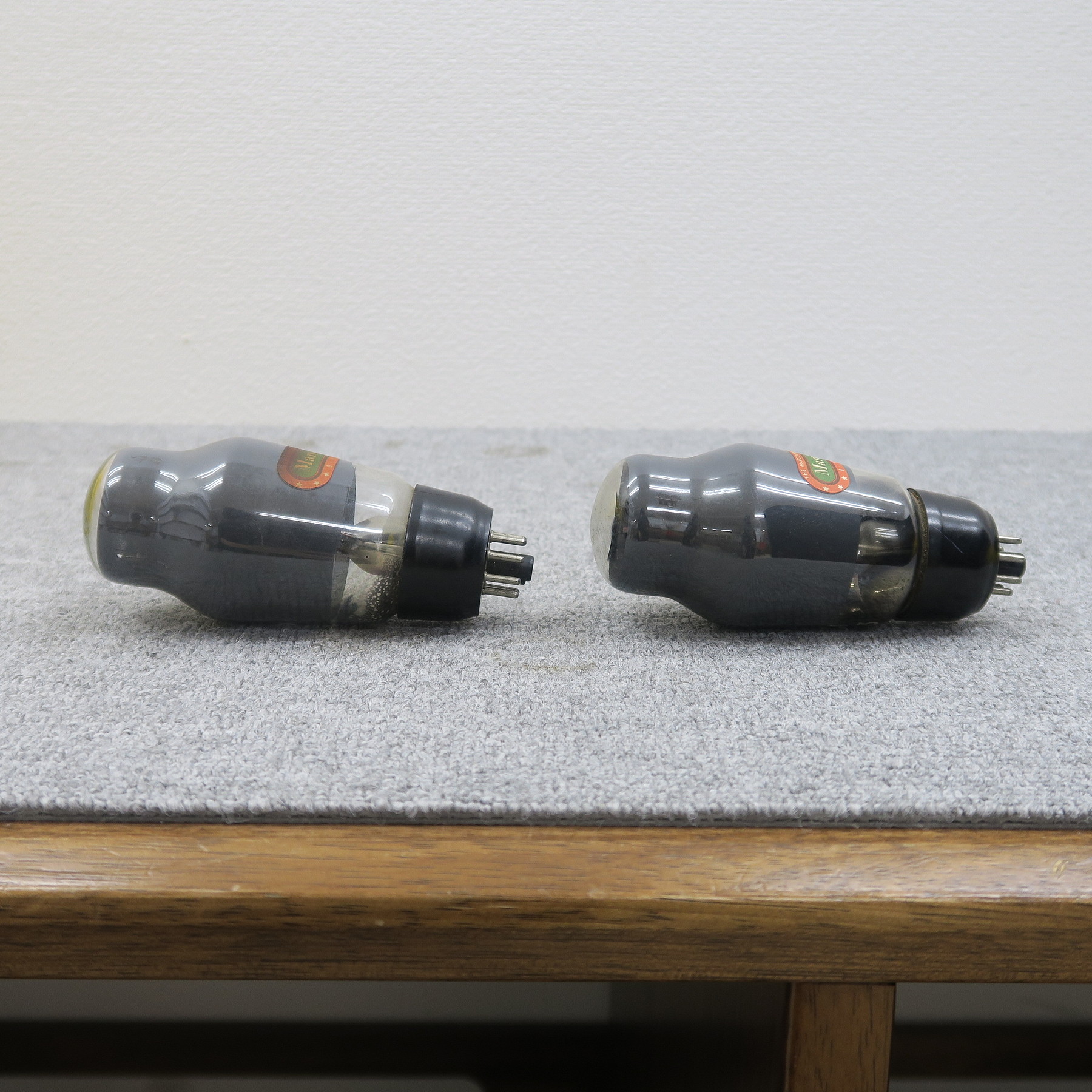 Bランク】マルコーニ MARCONI KT66 2本 スモーク管 真空管 【元箱