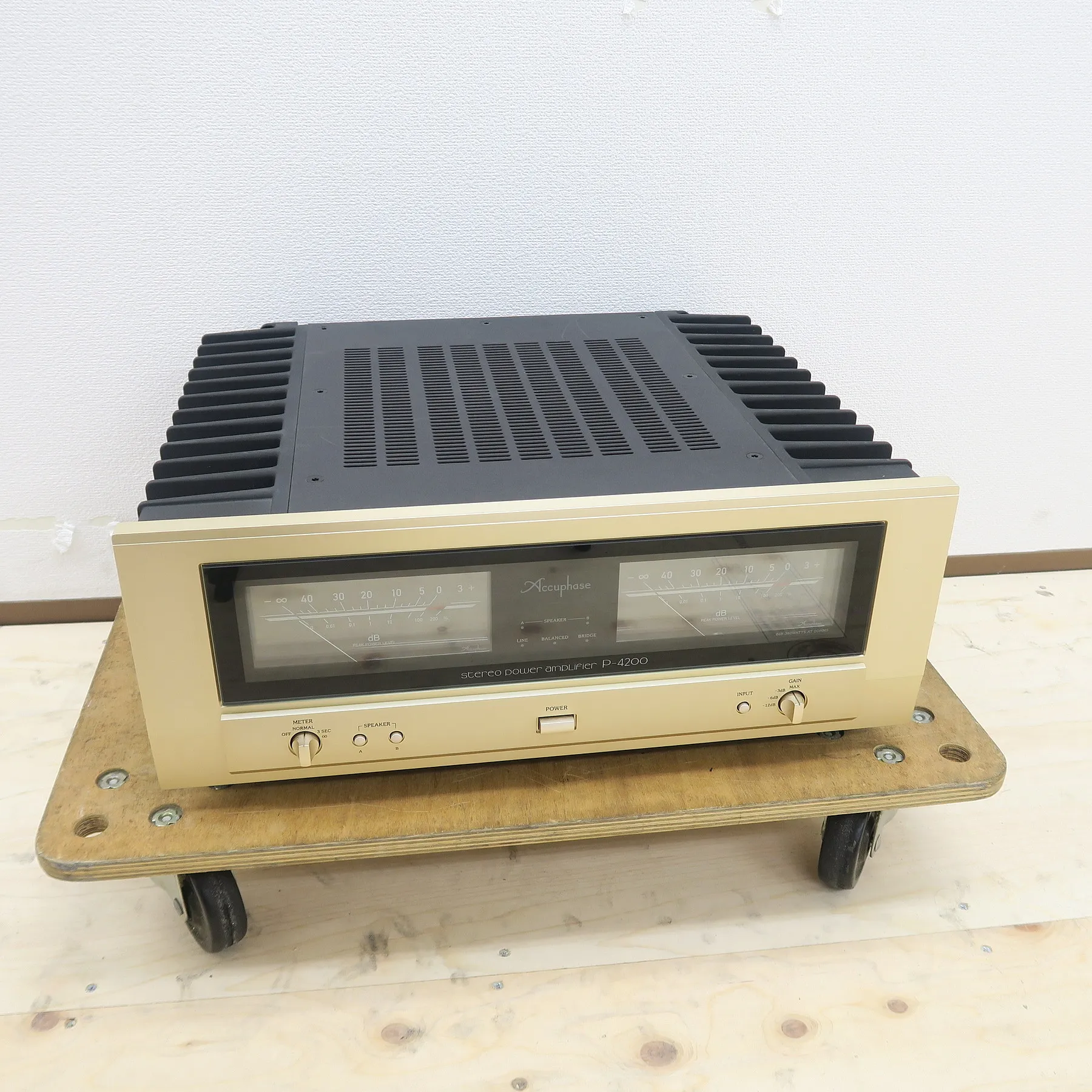 アキュフェーズ Accuphase P-4200 パワーアンプ
