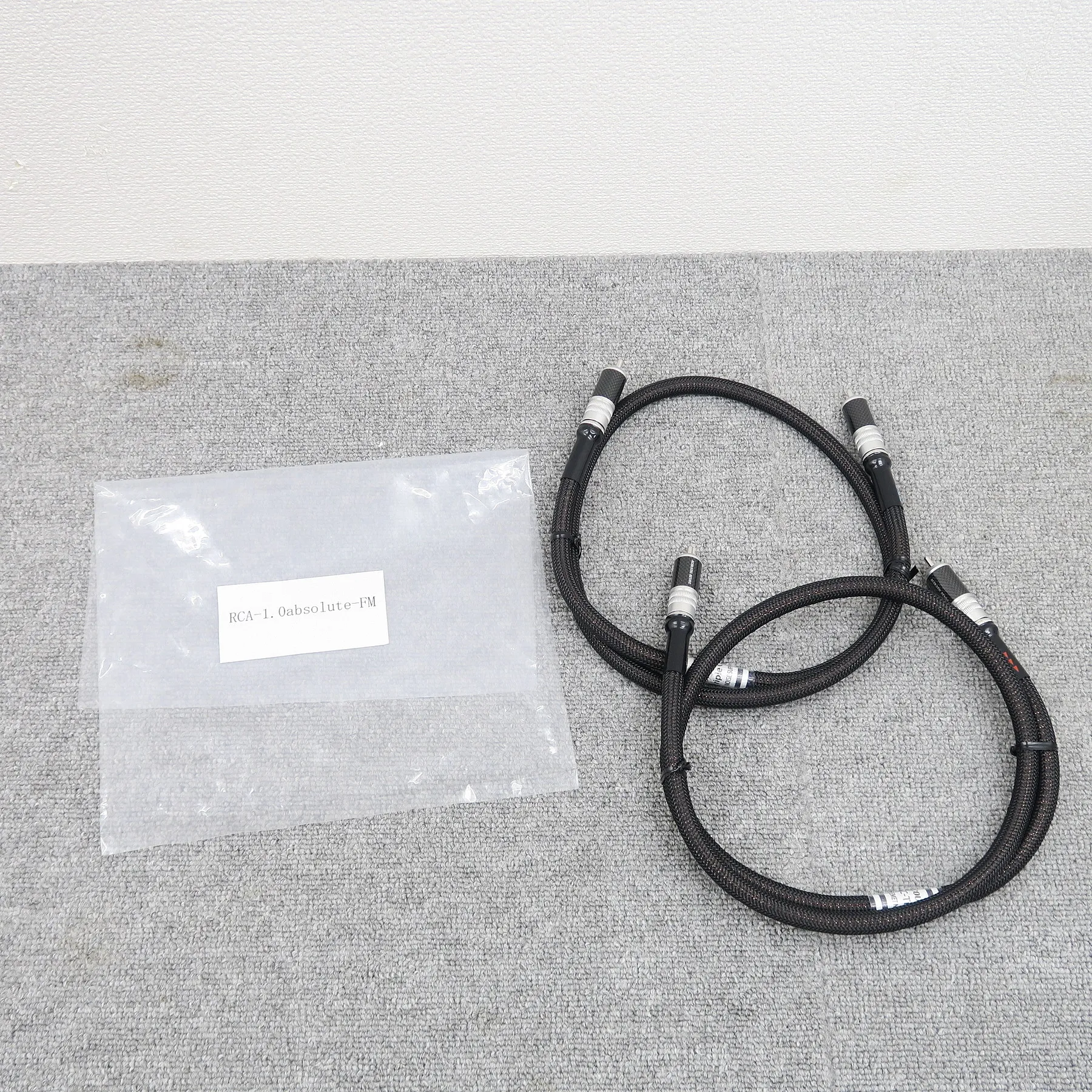 アコースティックリバイブ Acoustic Revive RCA-absolute-FM 1.0m RCAケーブルペア