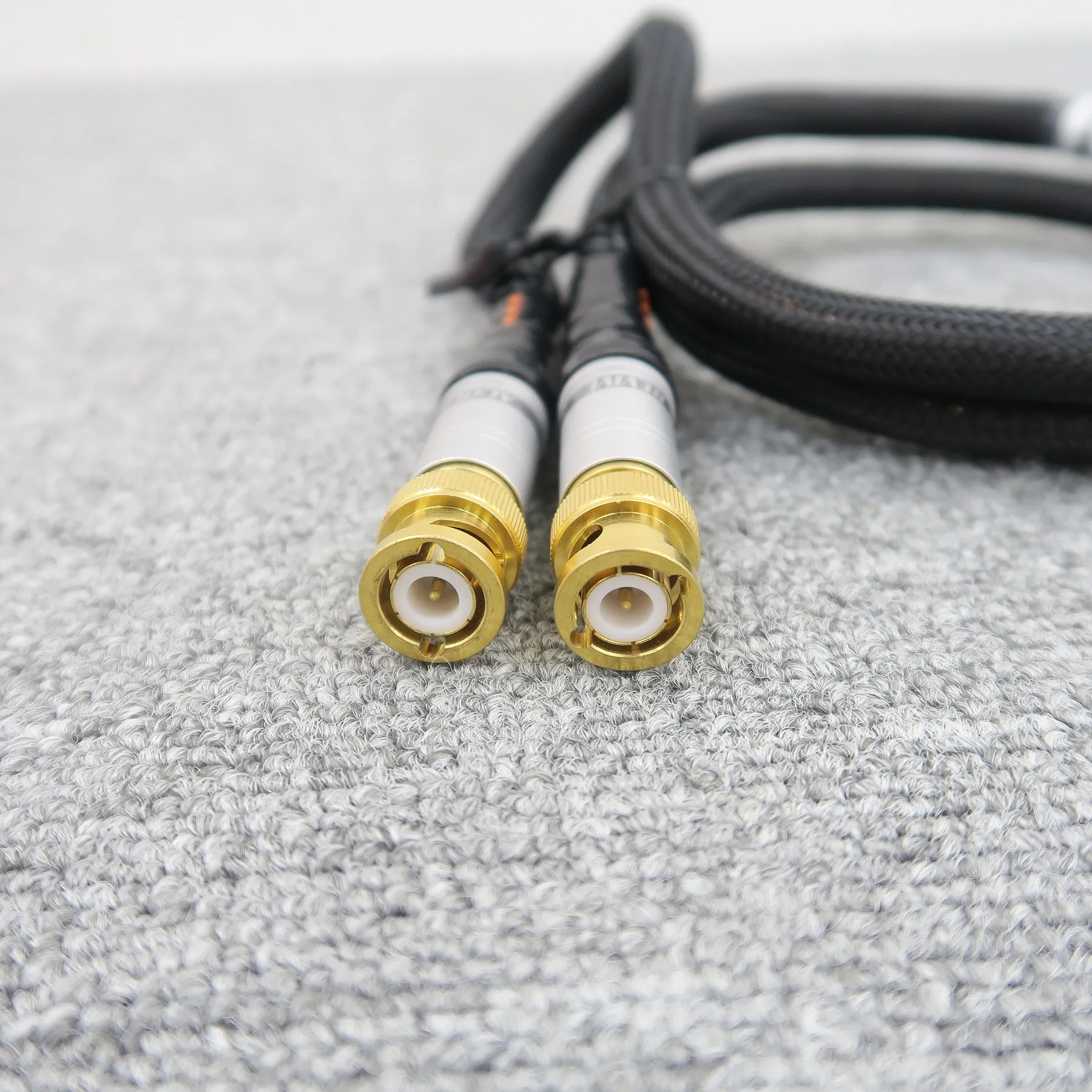 Acoustic Revive COX-1.0tripleC-FM 1.0m BNCケーブル 【元箱】@51103