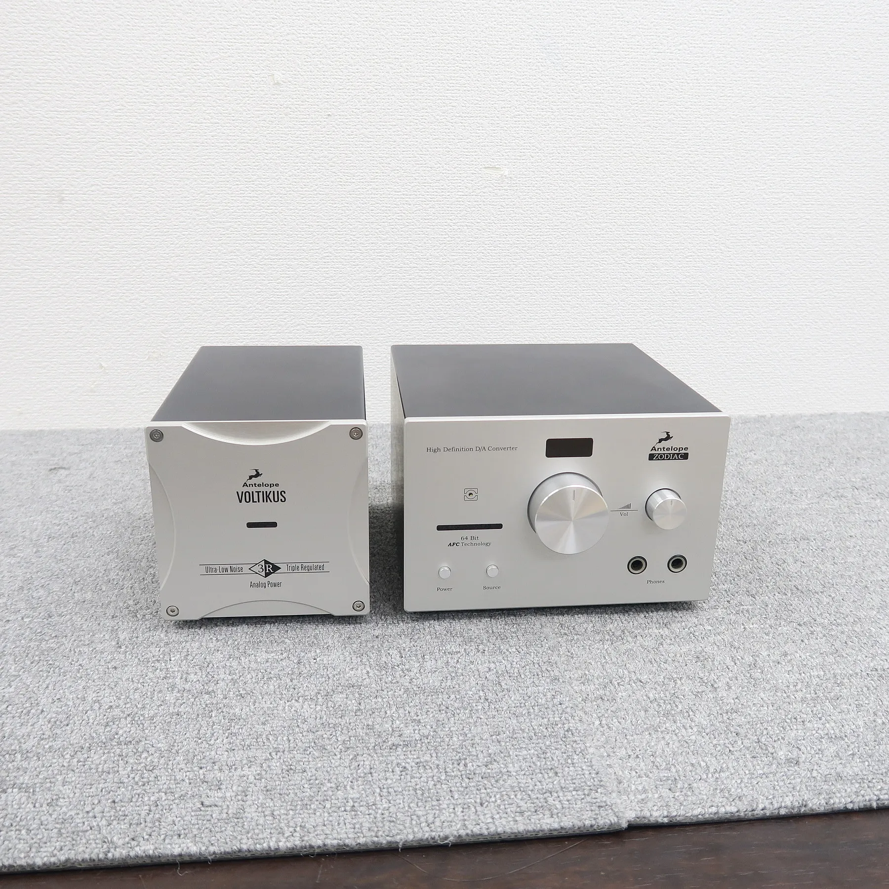 アンテロープ Antelope Zodiac silver + Voltikus D/Aコンバーター【元箱】