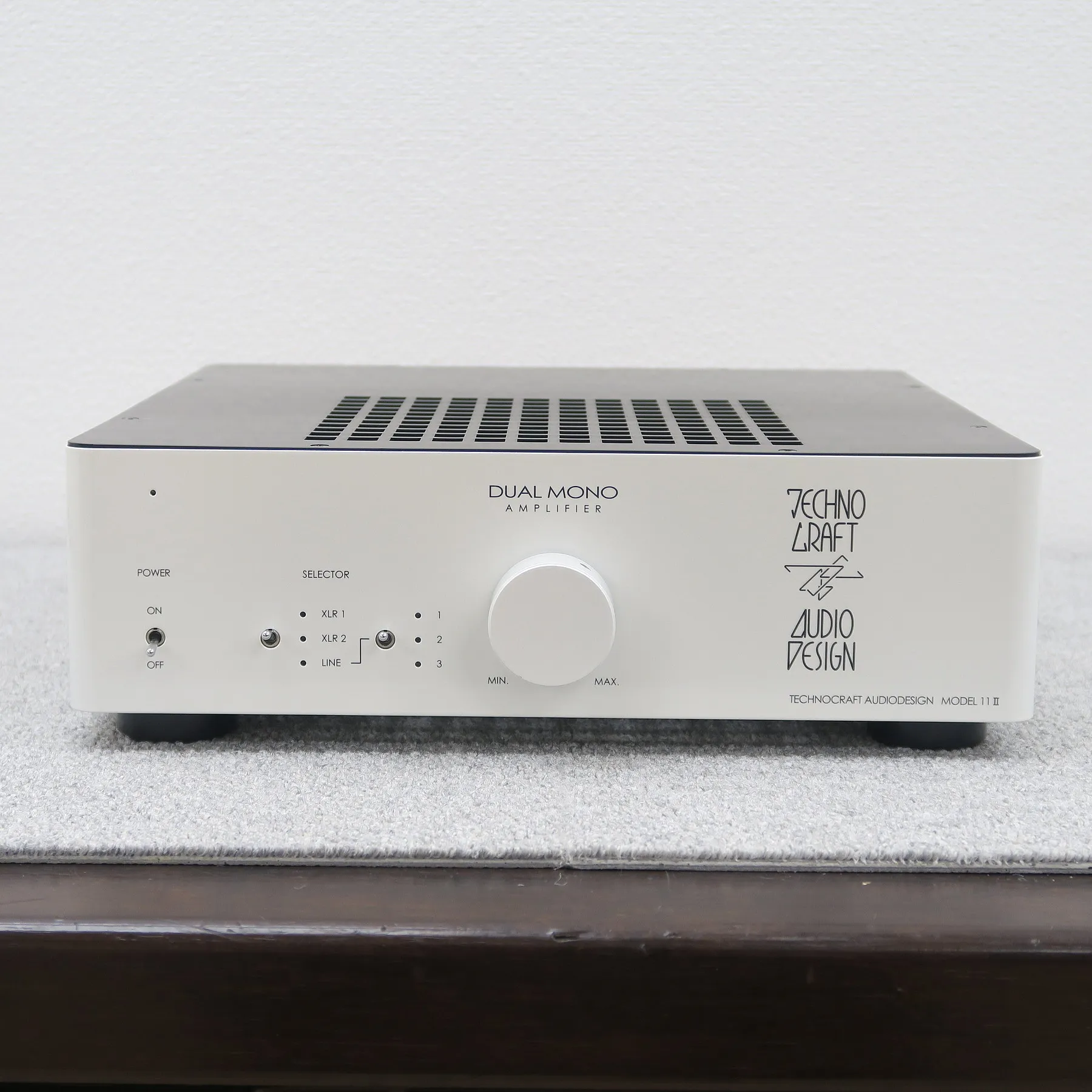 TECHNOCRAFT AUDIODESIGN MODEL11II プリアンプ【元箱】