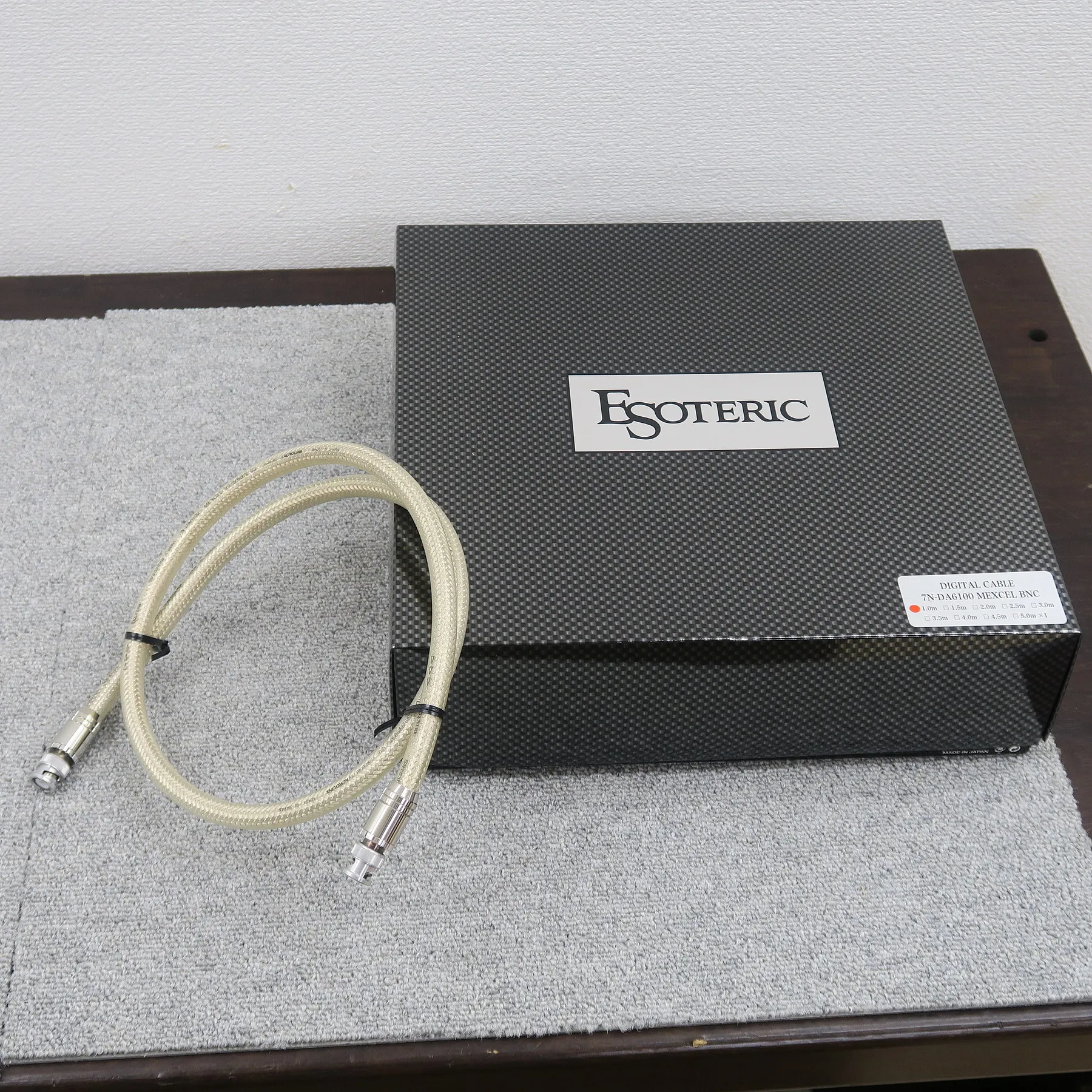 エソテリック ESOTERIC 7N-DA6100 1.0m BNCケーブル【元箱】