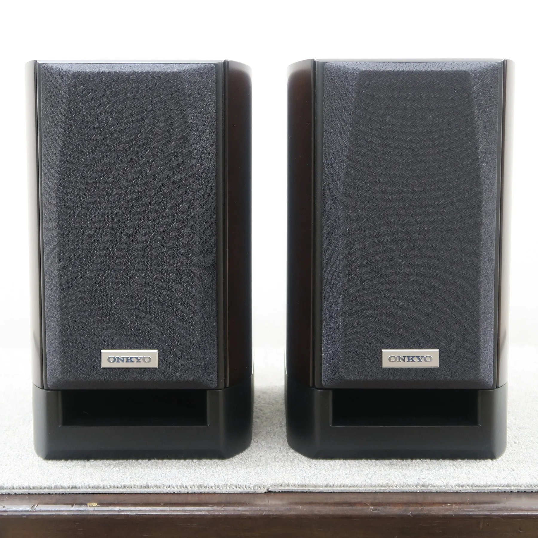 オンキヨー ONKYO D-112NFX スピーカーペア 【元箱】 @51349｜中古