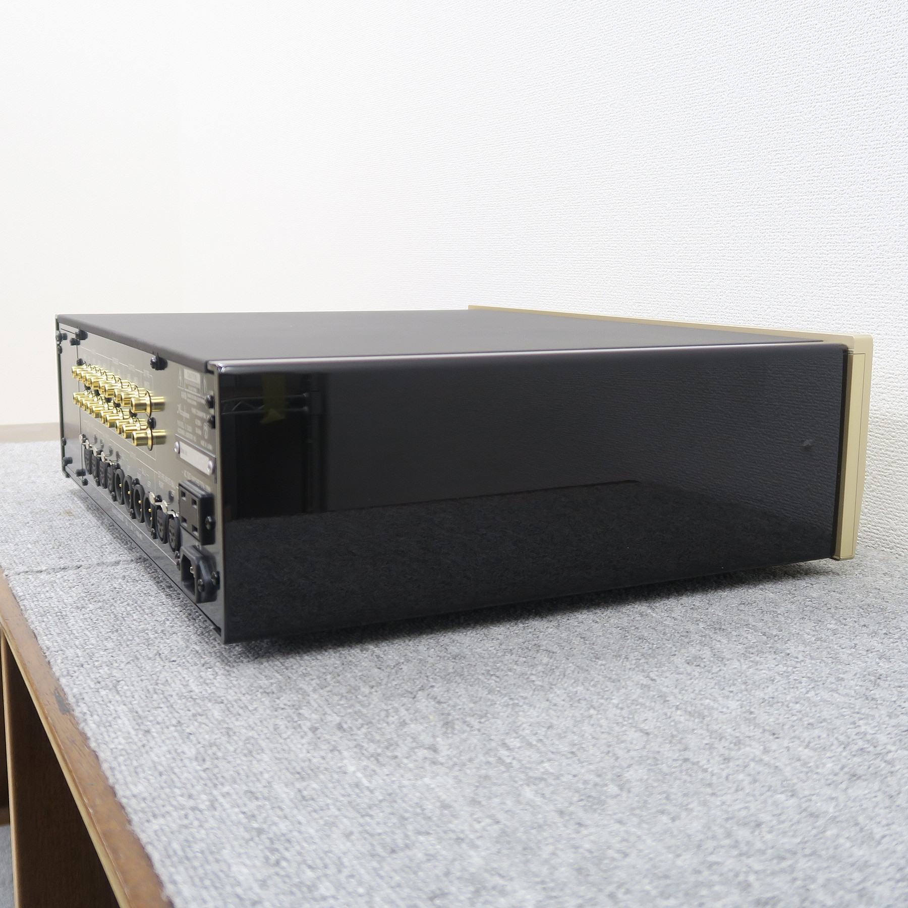 Aランク】アキュフェーズ Accuphase C-2420 プリアンプ【元箱】@51529