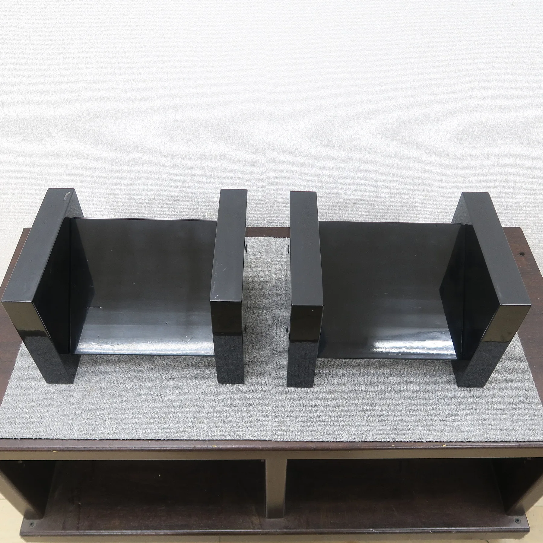 美品　YAMAHA　スピーカースタンド　SPS-500 ヤマハ YAMAHA SPS-500 鏡面仕上げ スピーカースタンドペア @51576