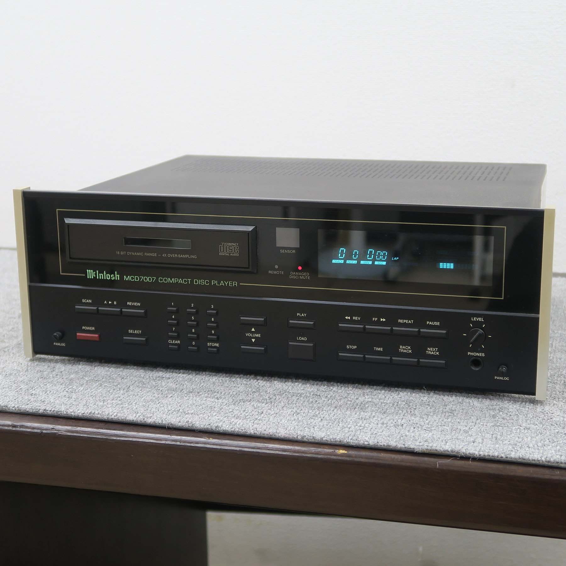 Aランク】マッキントッシュ Mcintosh MCD7007 CDデッキ @51580 / 中古オーディオ買取、販売、通販のショップアフロオーディオ横浜