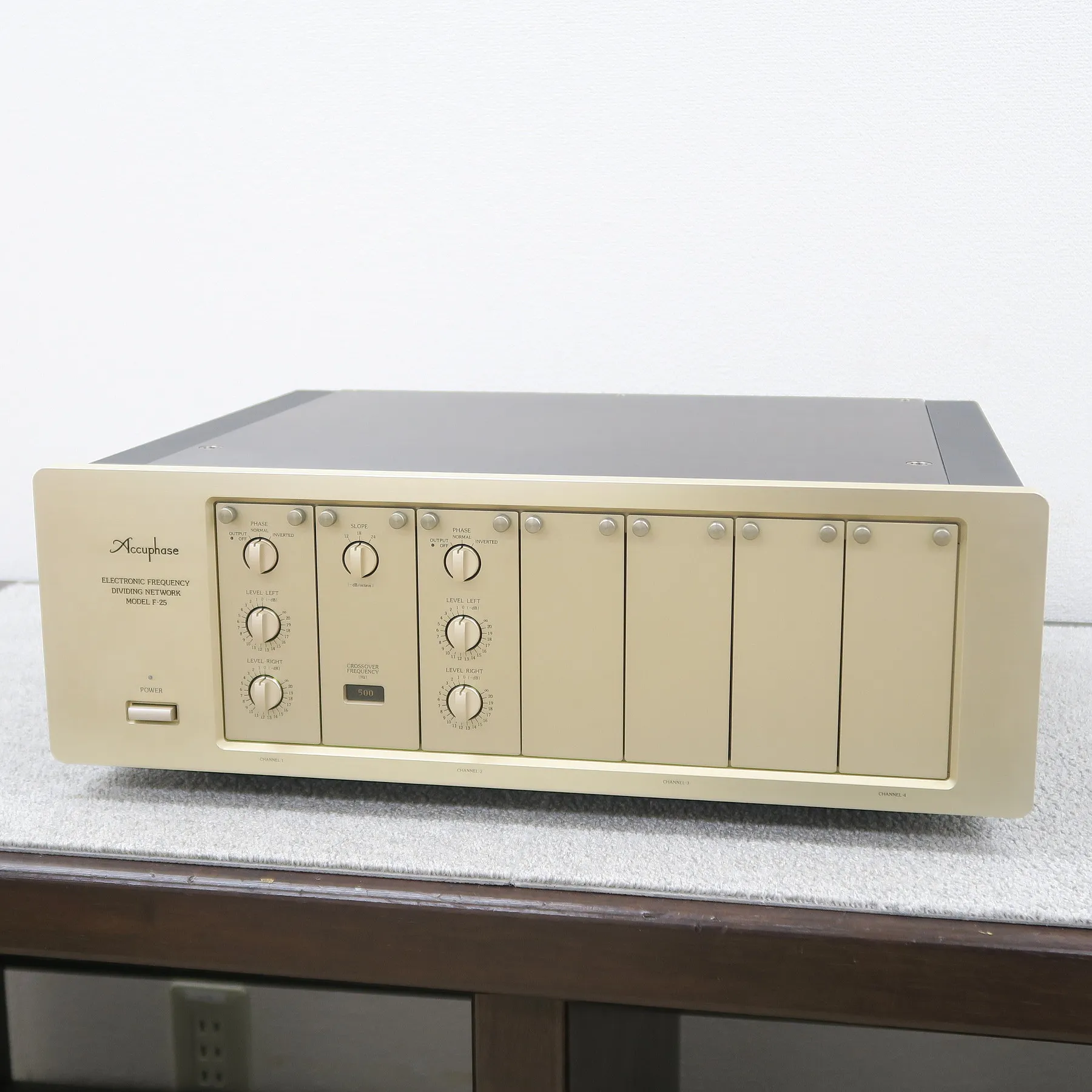 アキュフェーズ Accuphase F-25 2way チャンネルデバイダー