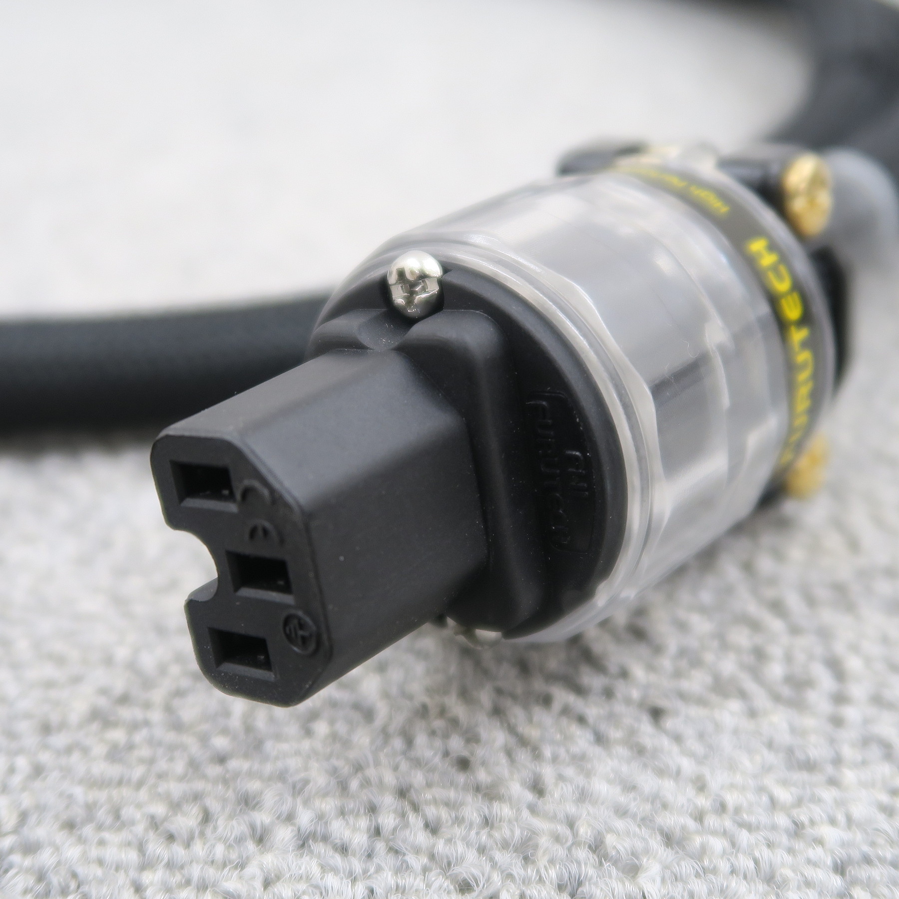 Sランク】フルテック FURUTECH The Astoria 1.5m 電源ケーブル Sランク】フルテック FURUTECH The Astoria 1.5m 電源ケーブル