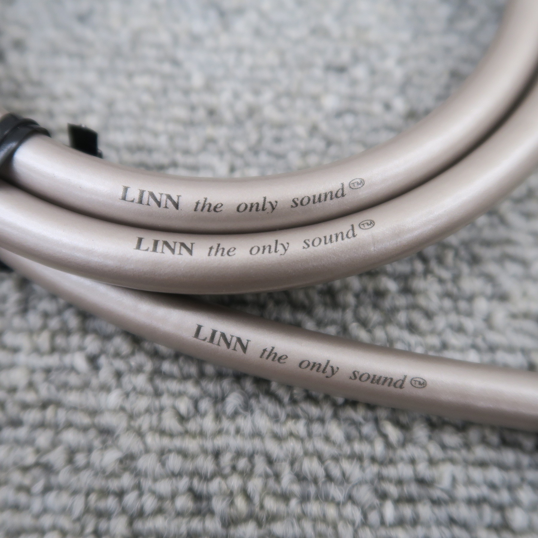 Aランク】リン LINN Silver Interconnect 1.2m RCAケーブルペア【元箱