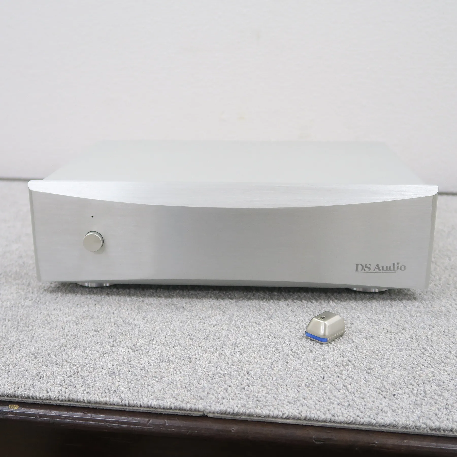 ディーエスオーディオ DS AUDIO DS002 専用イコライザーセット 光カートリッジ 【元箱】