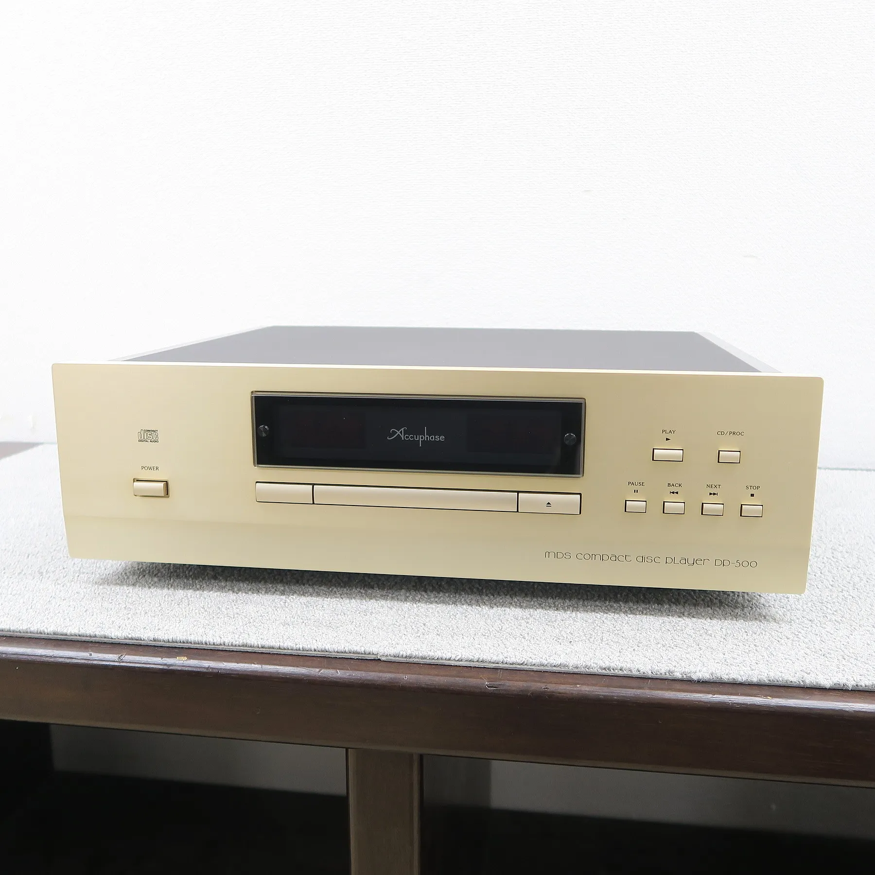 アキュフェーズ Accuphase DP-500 CDデッキ 【元箱】