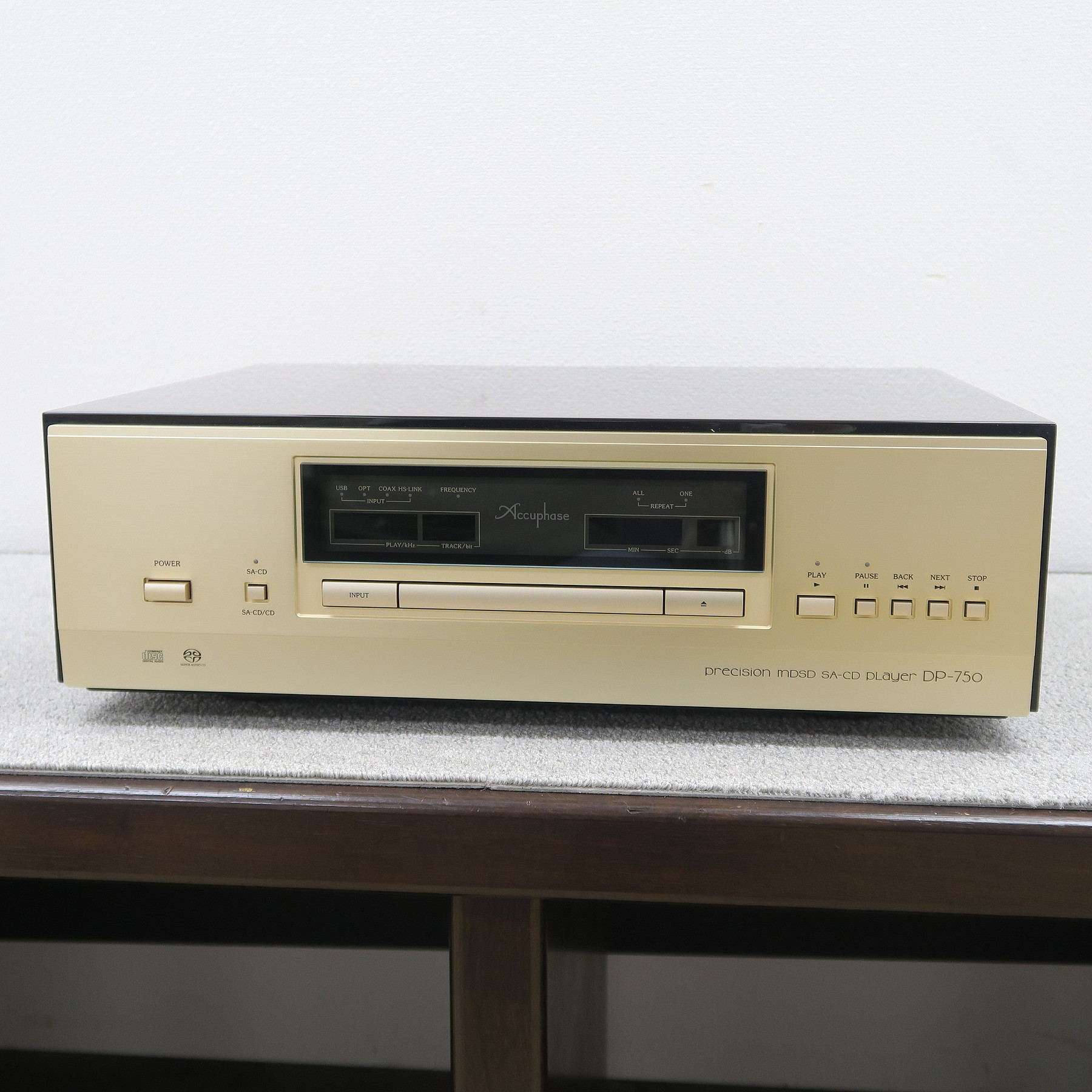 Sランク】アキュフェーズ Accuphase DP-750 CDプレーヤー【元箱