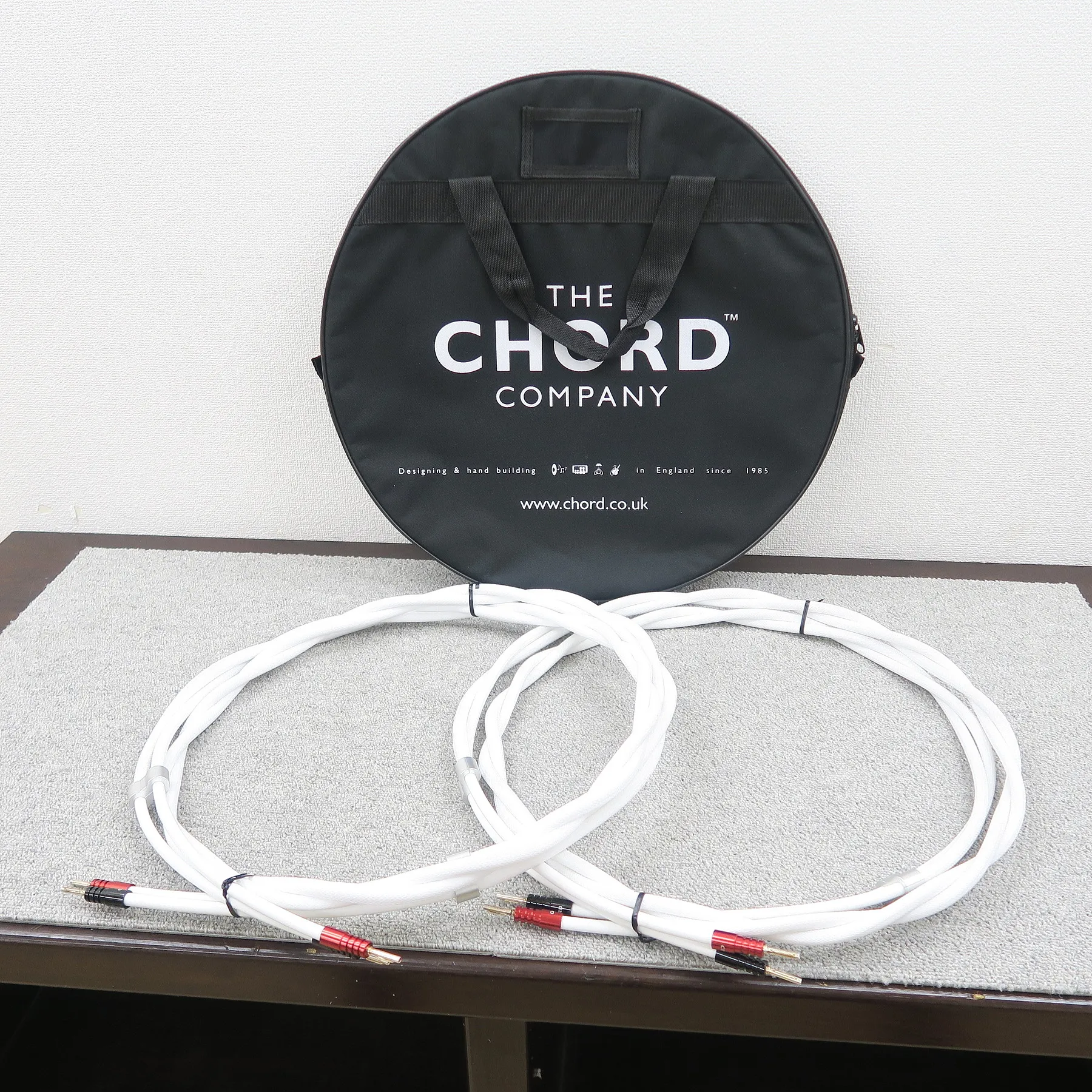 コード CHORD Sarum T Speaker Cable-Ohmic　2.5m スピーカーケーブルペア【元箱】