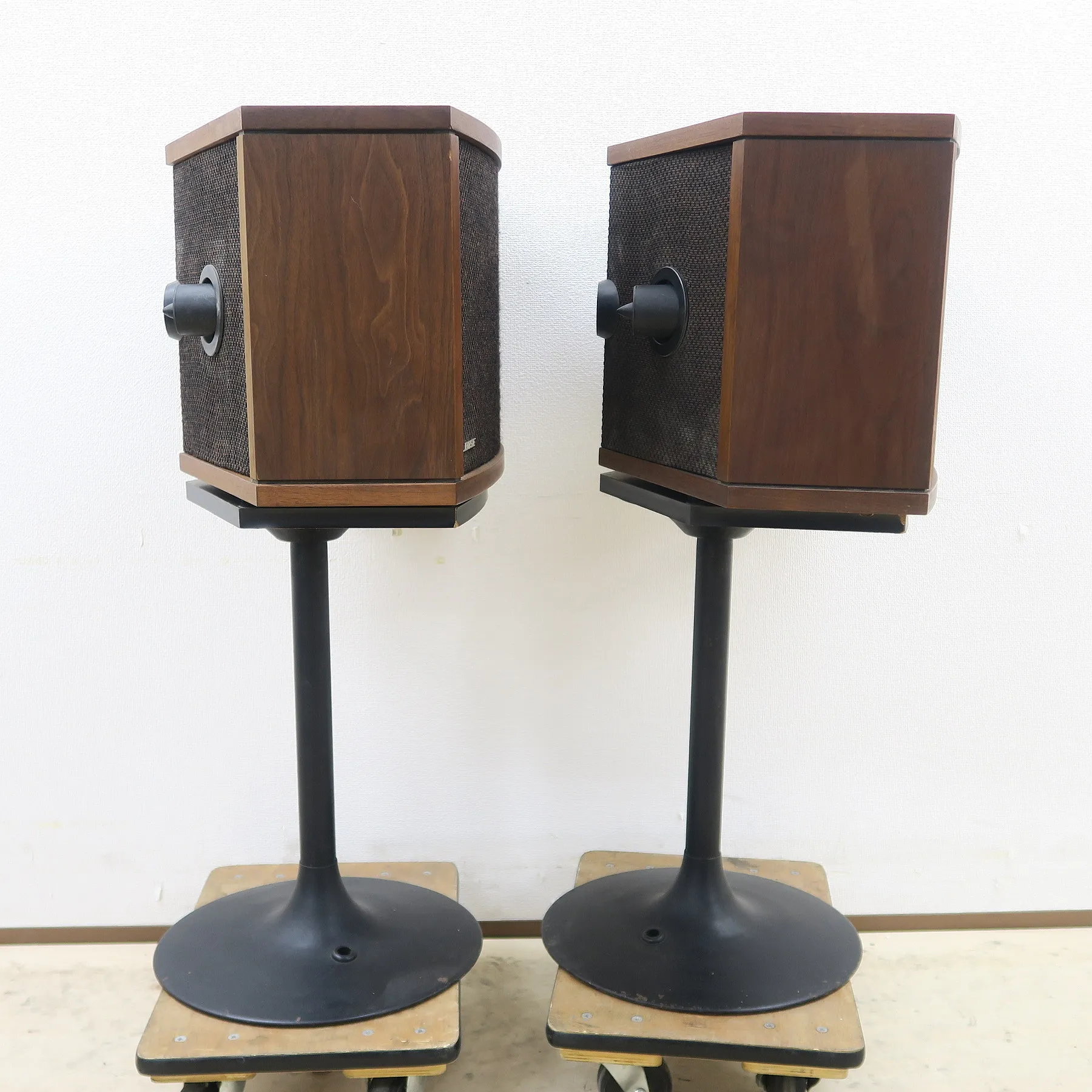 ボーズ BOSE 901 Ⅳ スピーカーペア スタンド付き【元箱】@52311｜中古