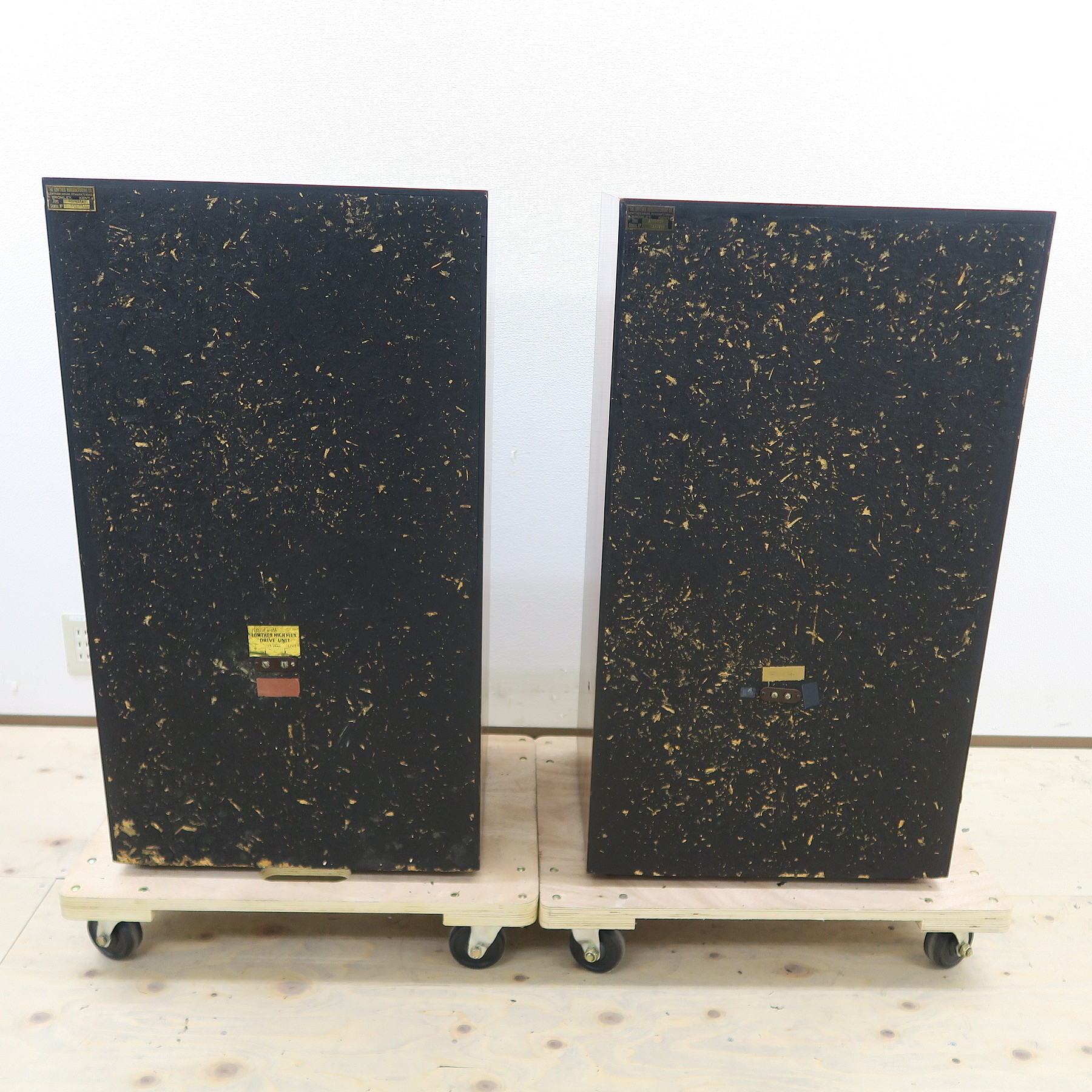 【極美品】LOWTHER ACOUSTA 115 Jimi Hendrixも愛用していたLowther『Acousta』シリーズが札幌あいの里